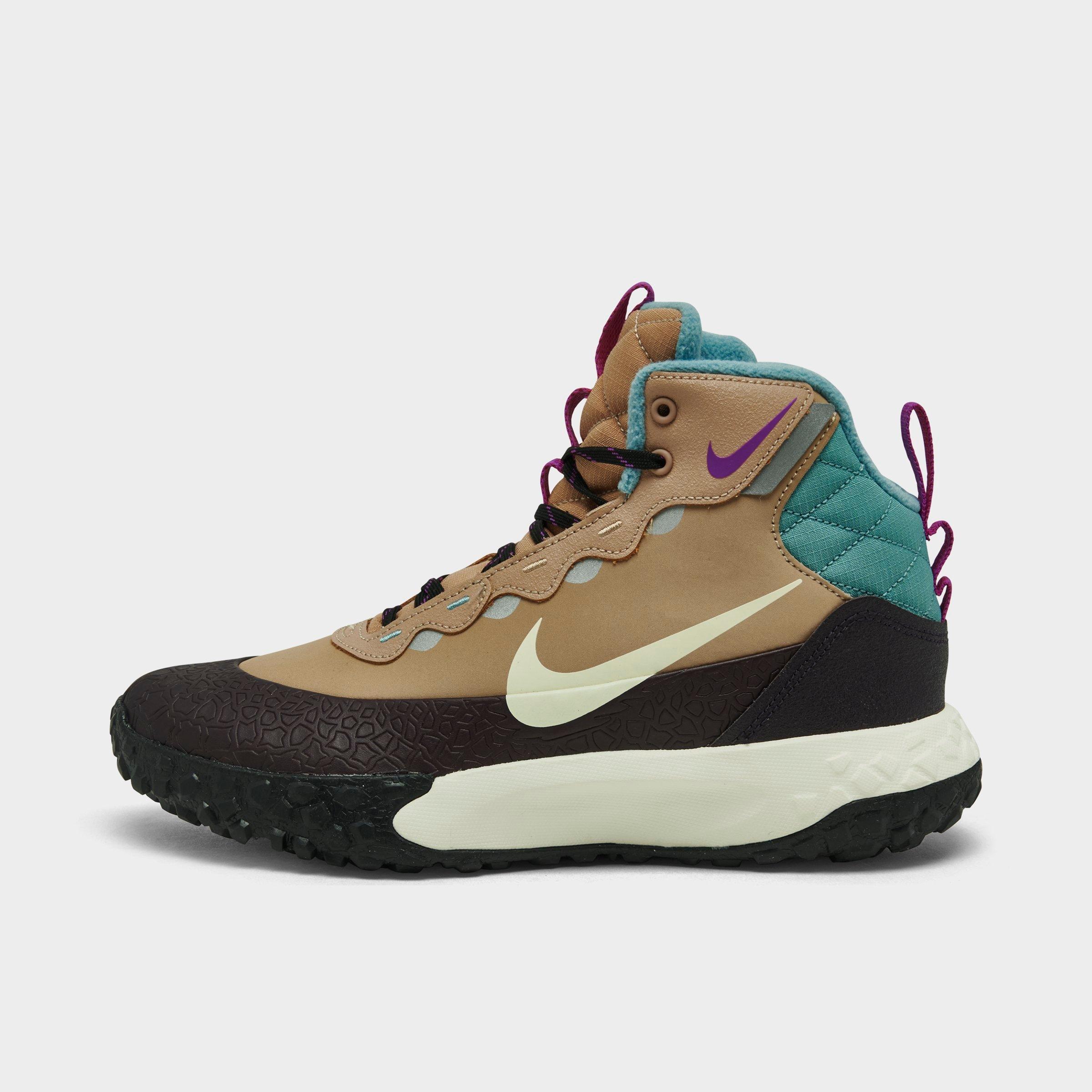 Nike Big Kids Terrascout Boots in Hemp/Burgundy Ash/Denim Turquoise Size: 4.0