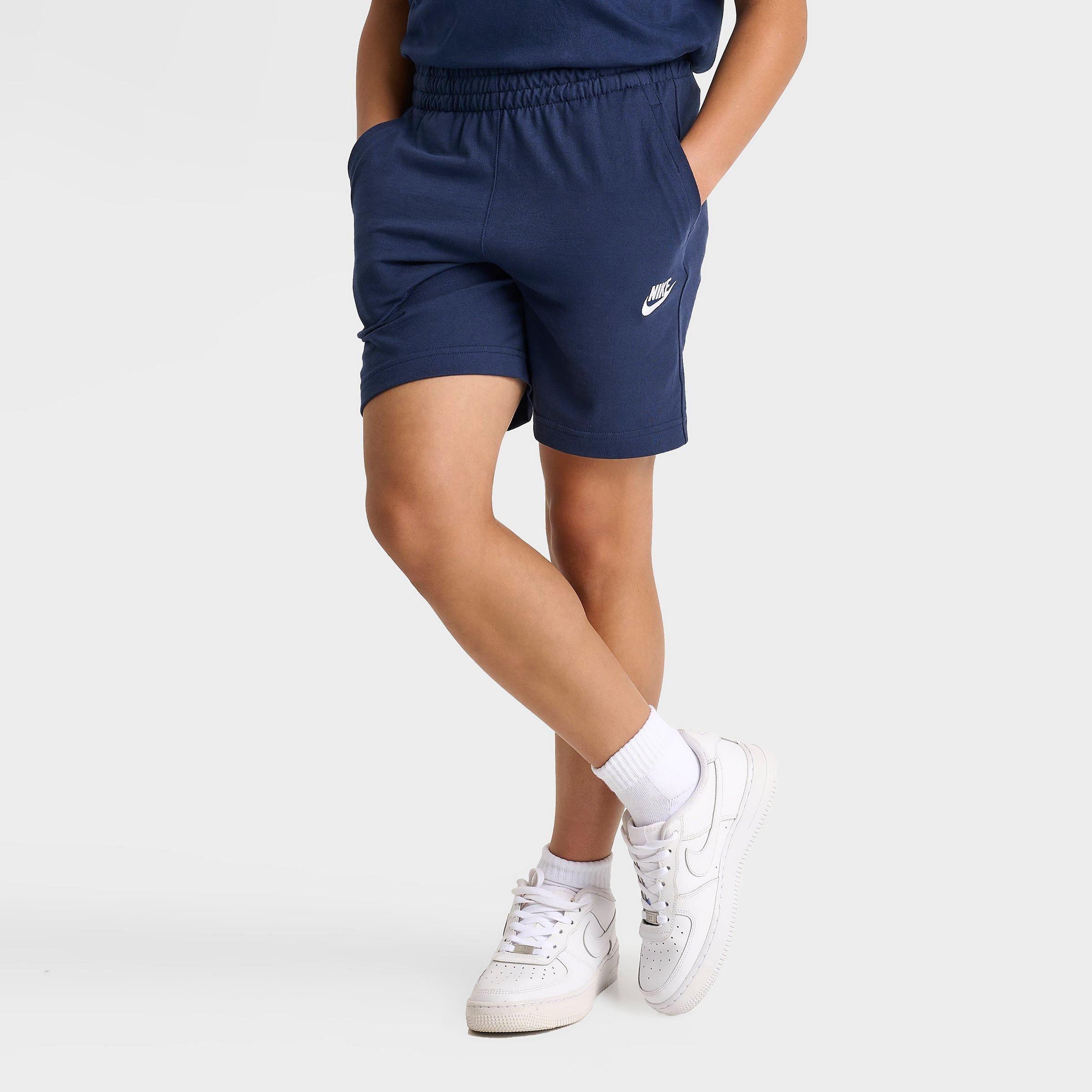Nike Kids Sportswear Club 6 Inch Knit Shorts in Midnight Navy/White Size: Small