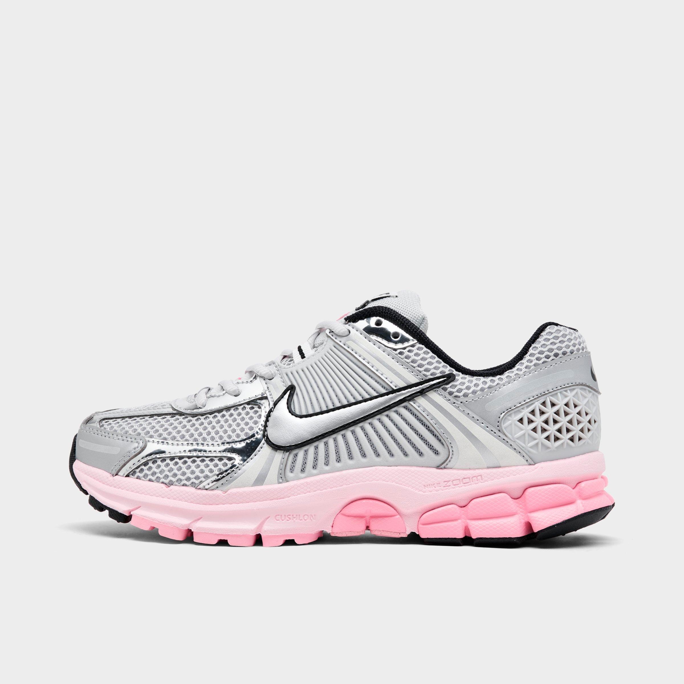 Nike Women's Zoom Vomero 5 Casual Shoes in PHOTON DUST/MTLC SIL Size: 8.0