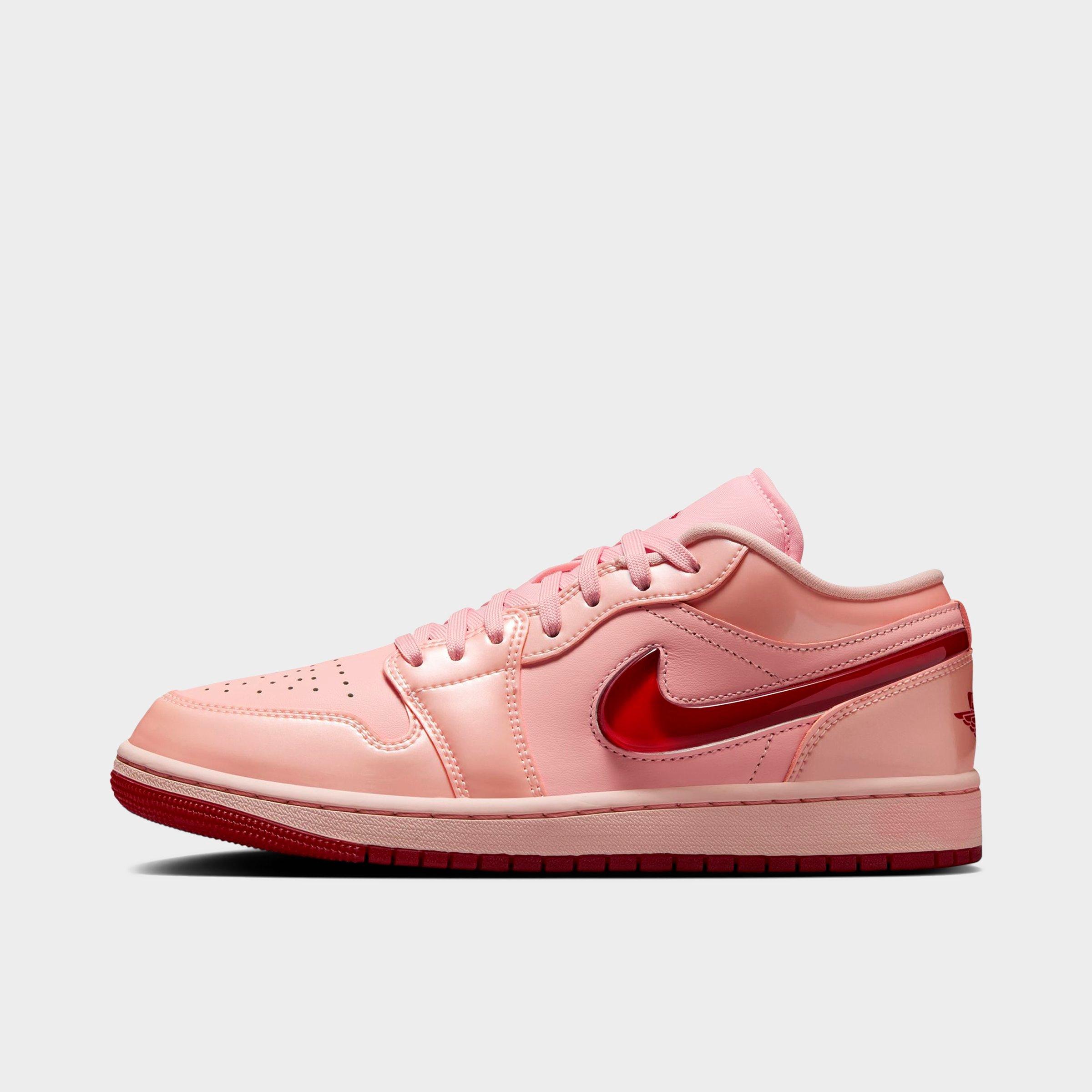 Women's Air 1 Low SE Casual Shoes