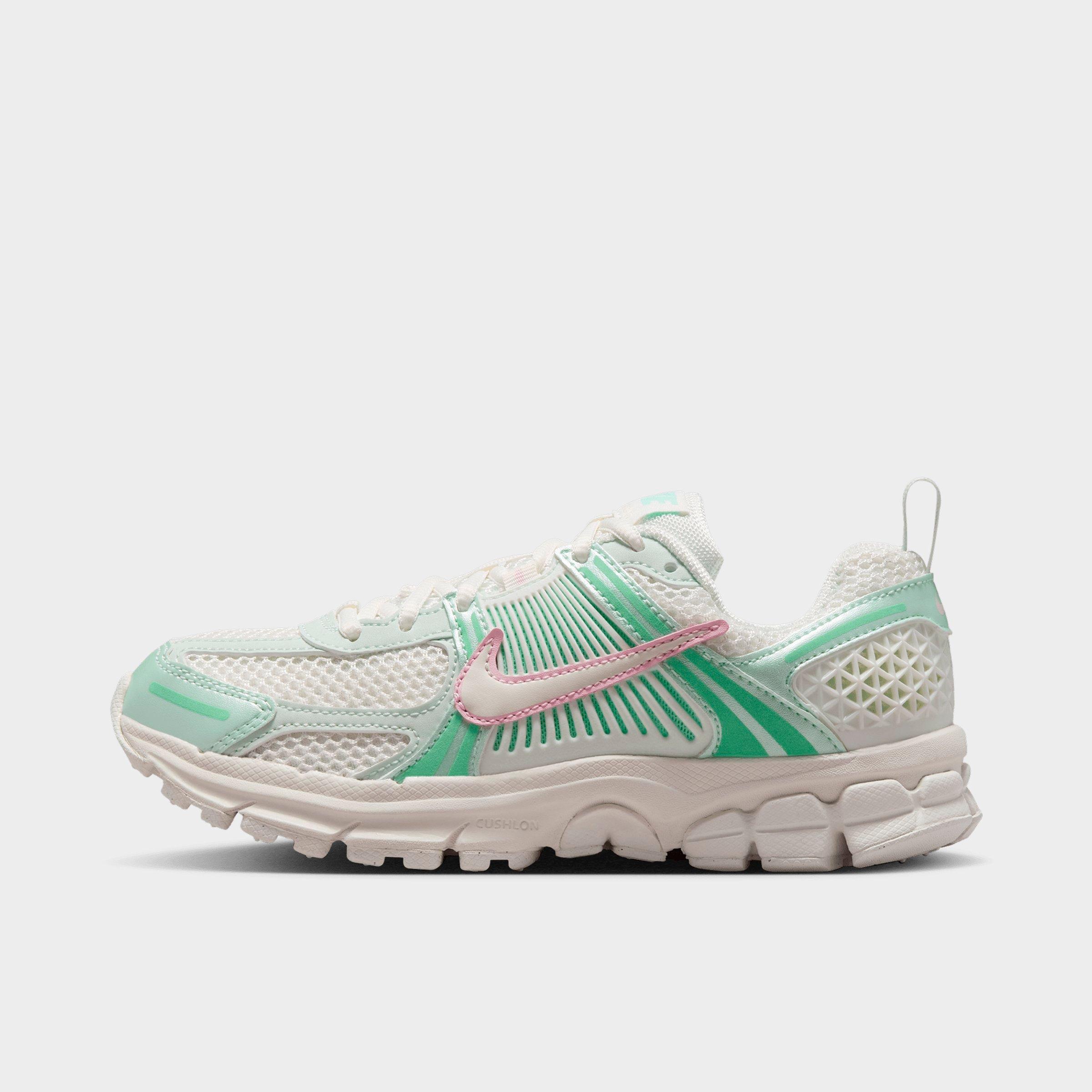 Nike Big Kids Vomero 5 Casual Shoes in Sail/Pink Foam/Arctic Green Size: 6.0