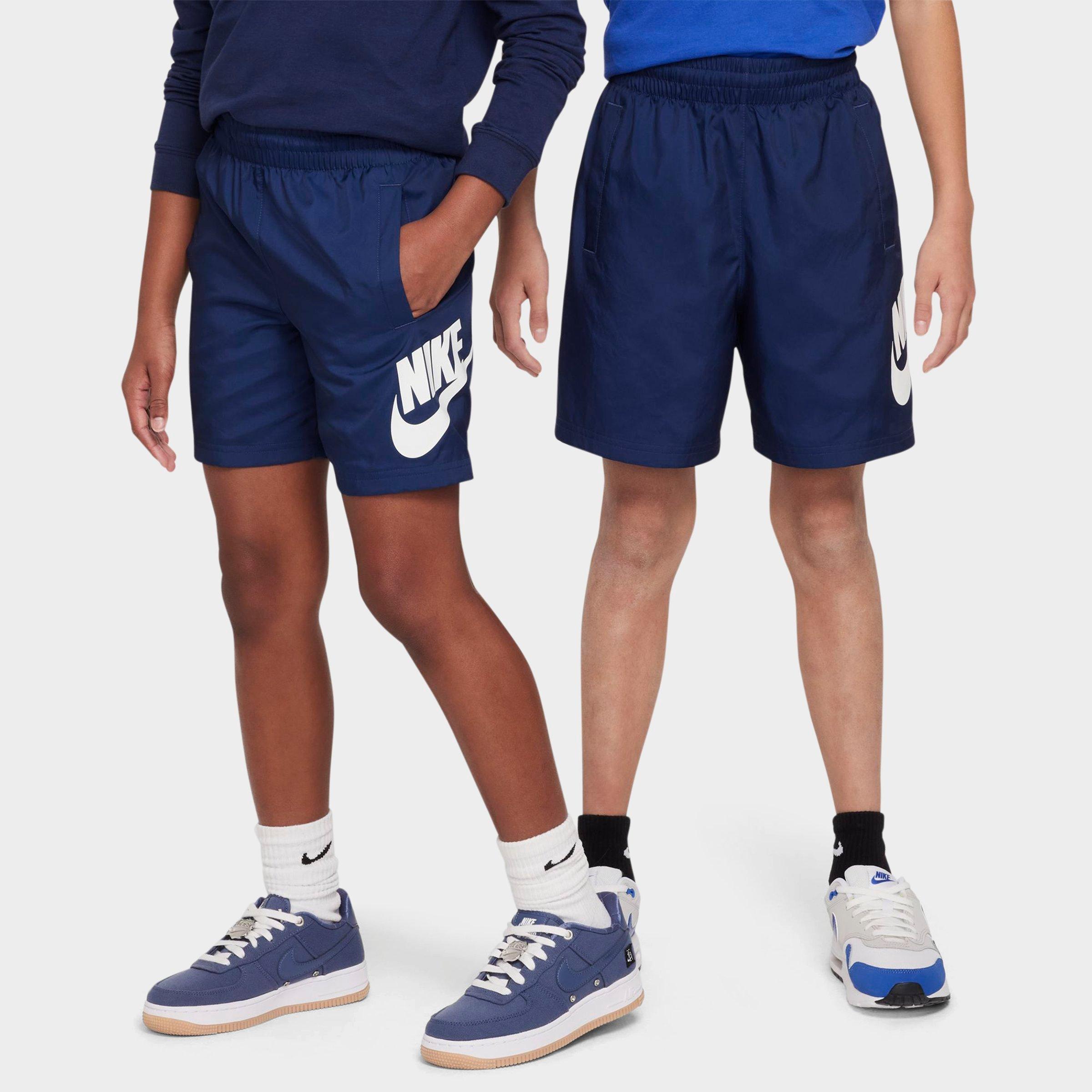 Nike Kids Sportswear Club 6 Inch Woven Shorts in MIDNIGHT NAVY/WHITE Size: XS