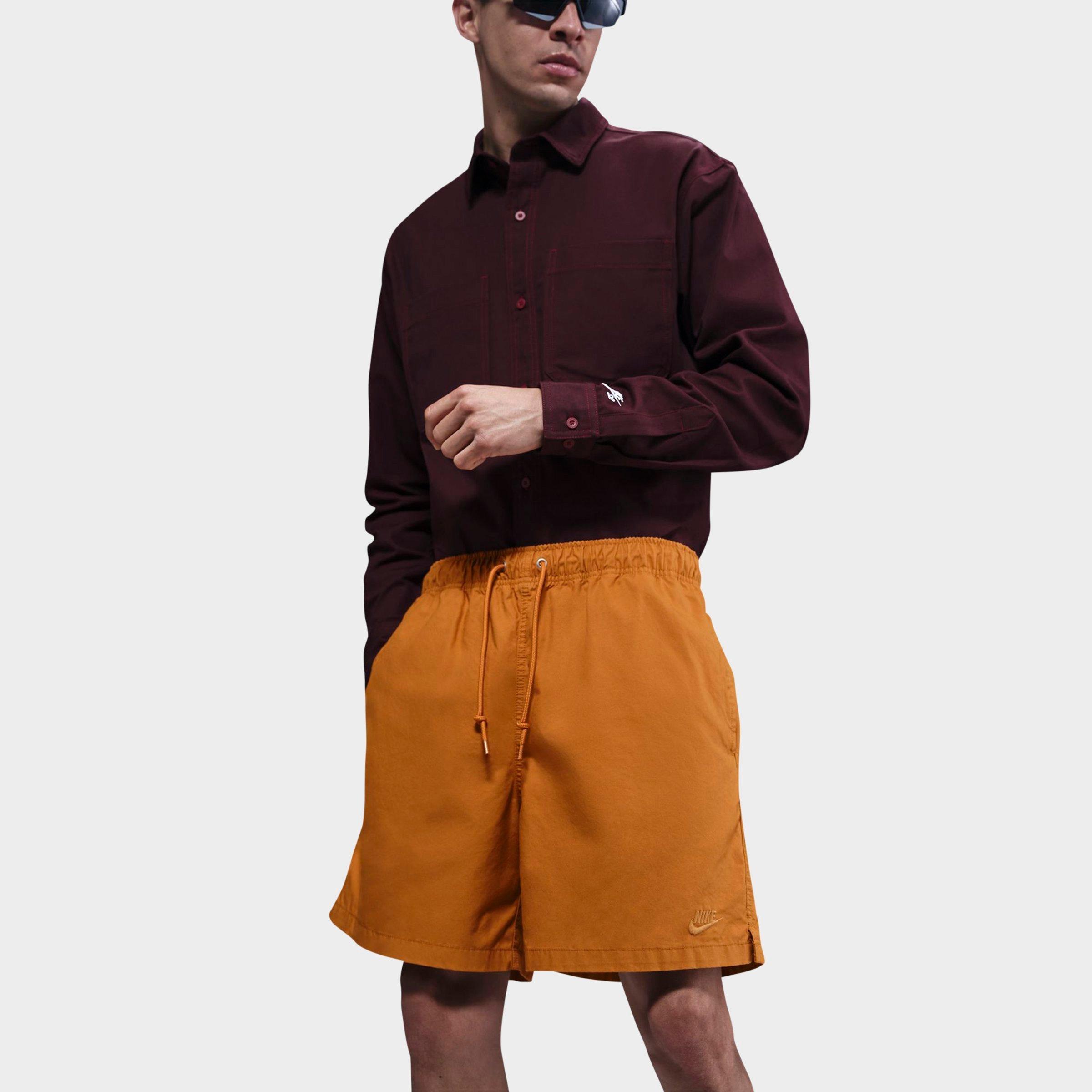 Nike Men's Club Woven Flow Shorts in Monarch/Monarch Size: Small