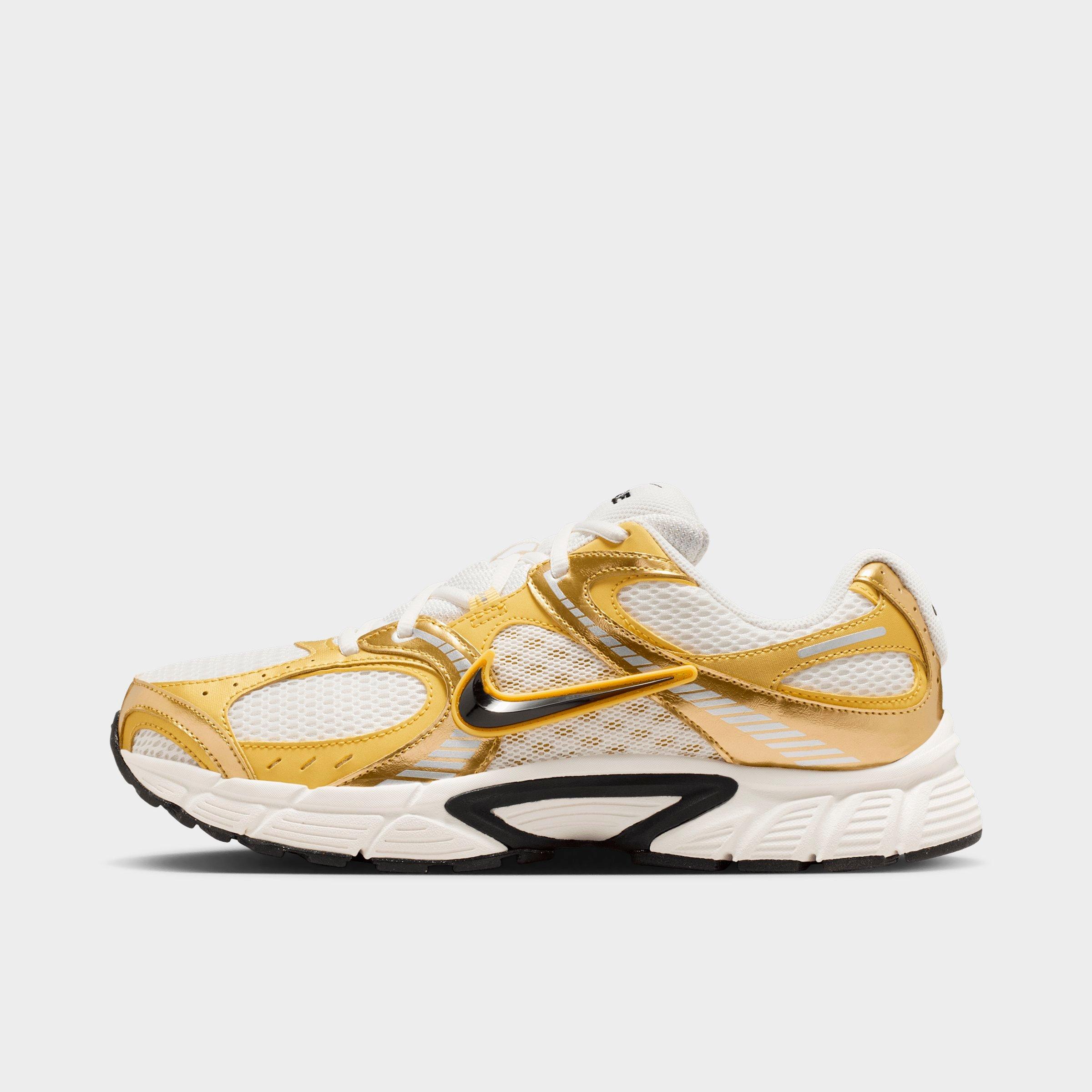 Nike Men's V5 RNR Casual Shoes in Sail/Buff Gold/Saturn Gold Size: 9.5
