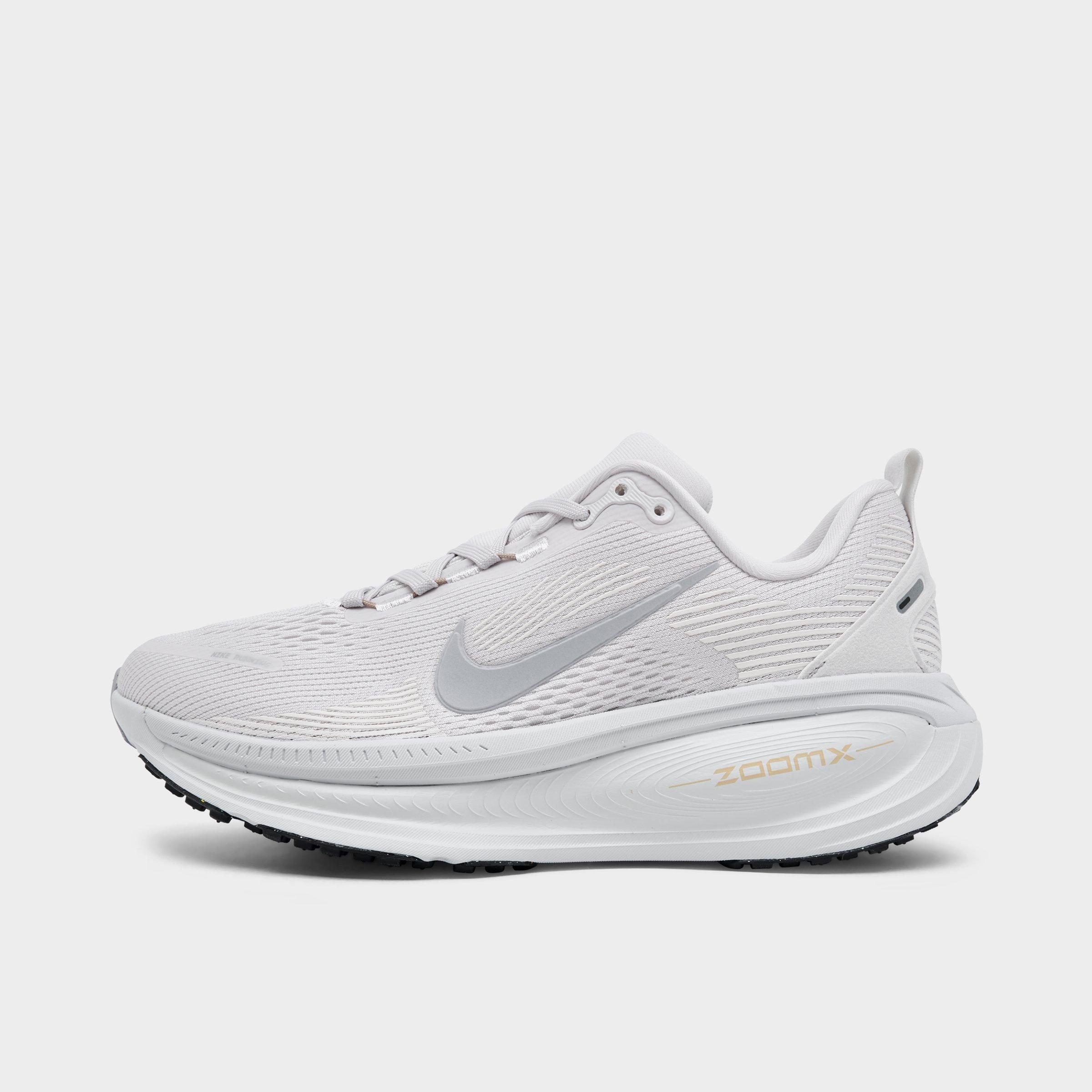 Nike Women's Vomero 18 Running Shoes in Vast Grey/Wolf Grey/Summit White Size: 5.5