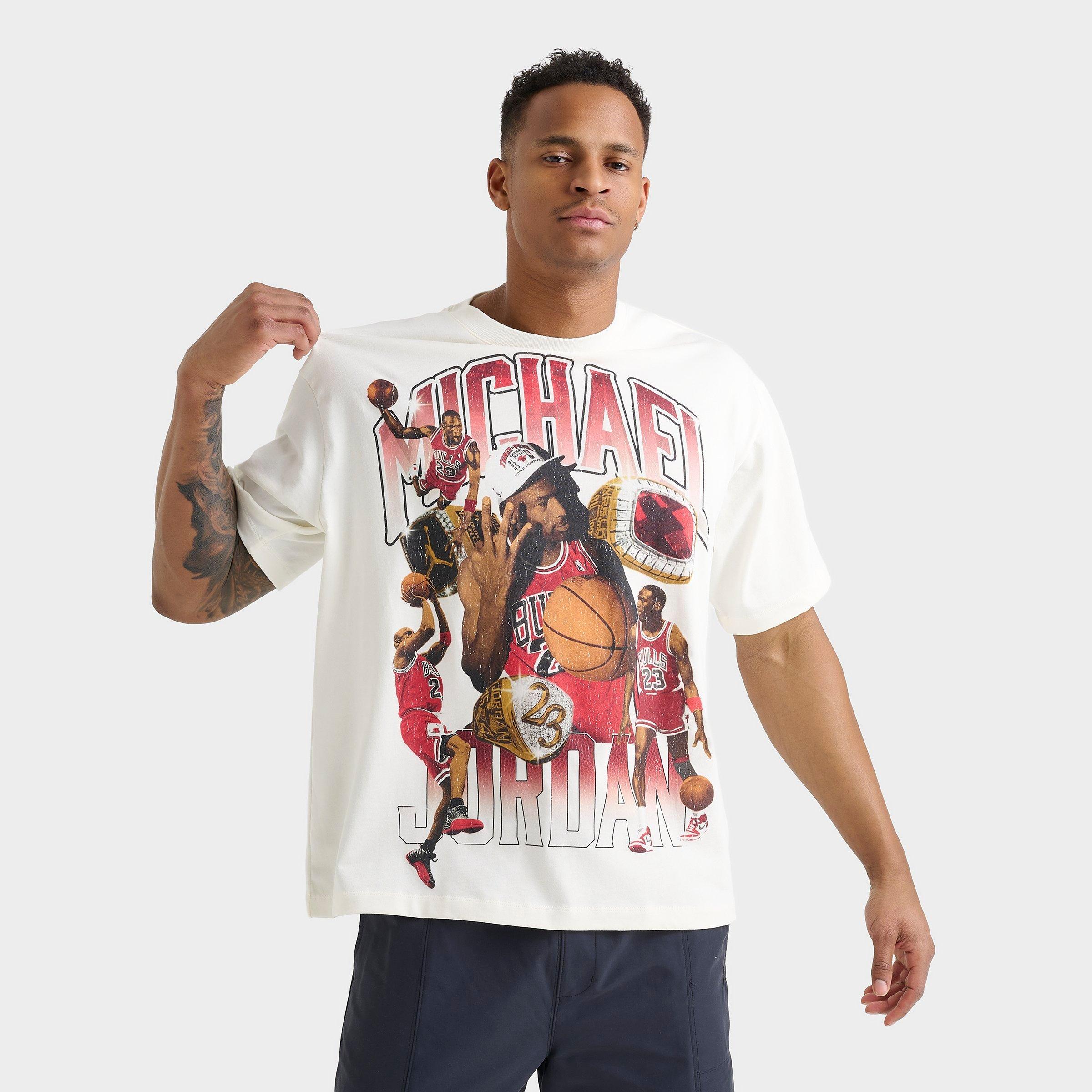 Flight Essentials Photo Graphic T-Shirt