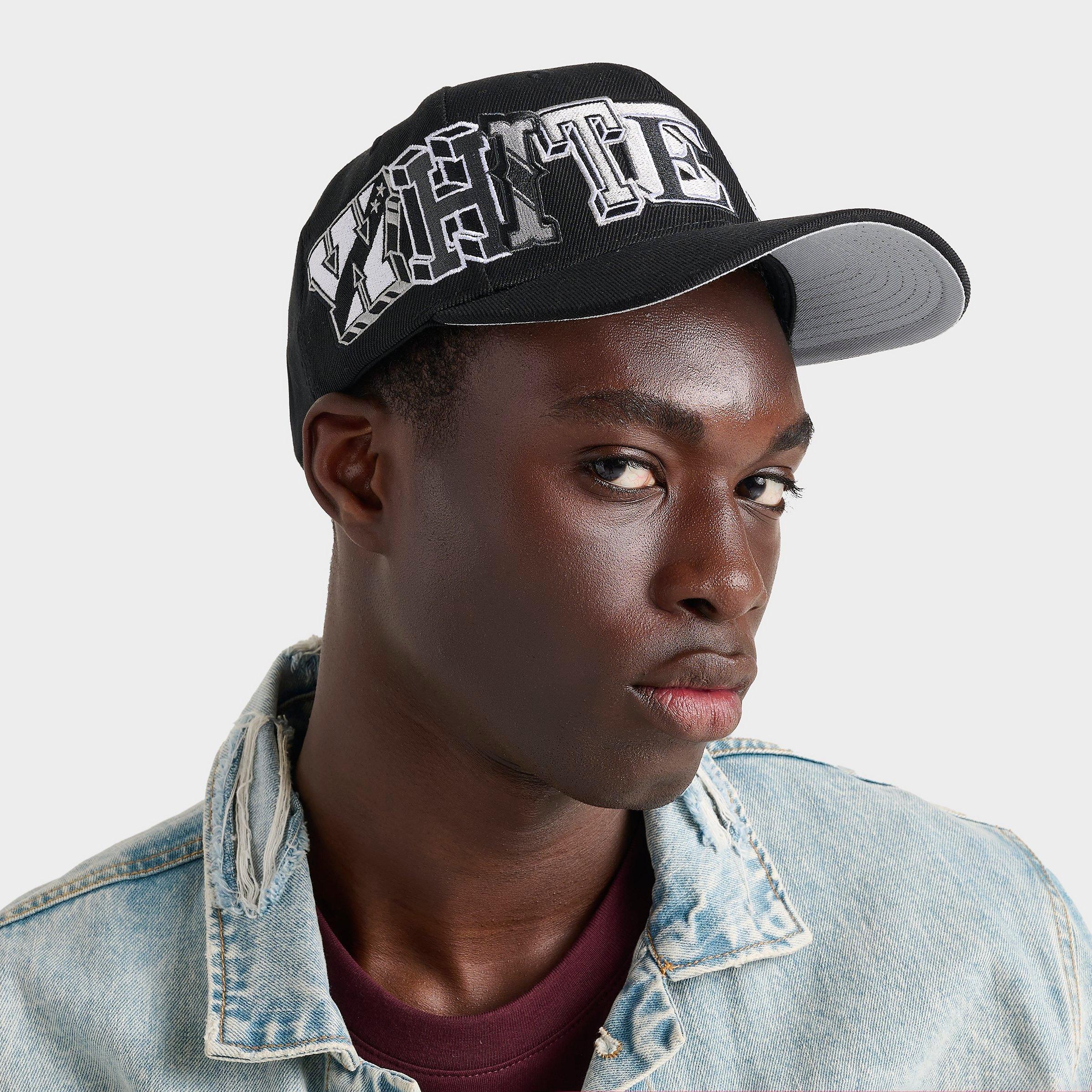 Mitchell & Ness Chicago White Sox MLB Hyper Type Snapback Hat in Black