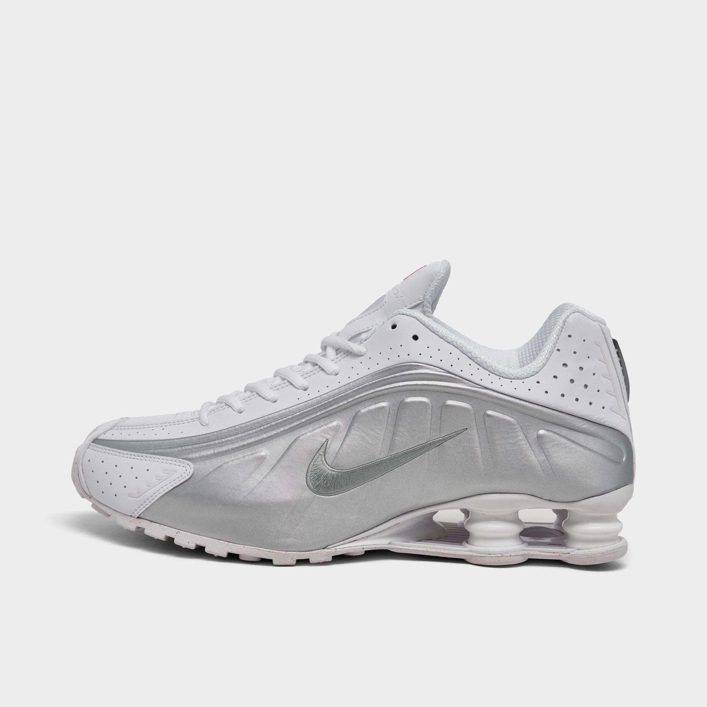 Nike Men's Shox R4 Casual Shoes in White/Bright Crimson Size: 7.5