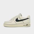 Light Khaki/Black