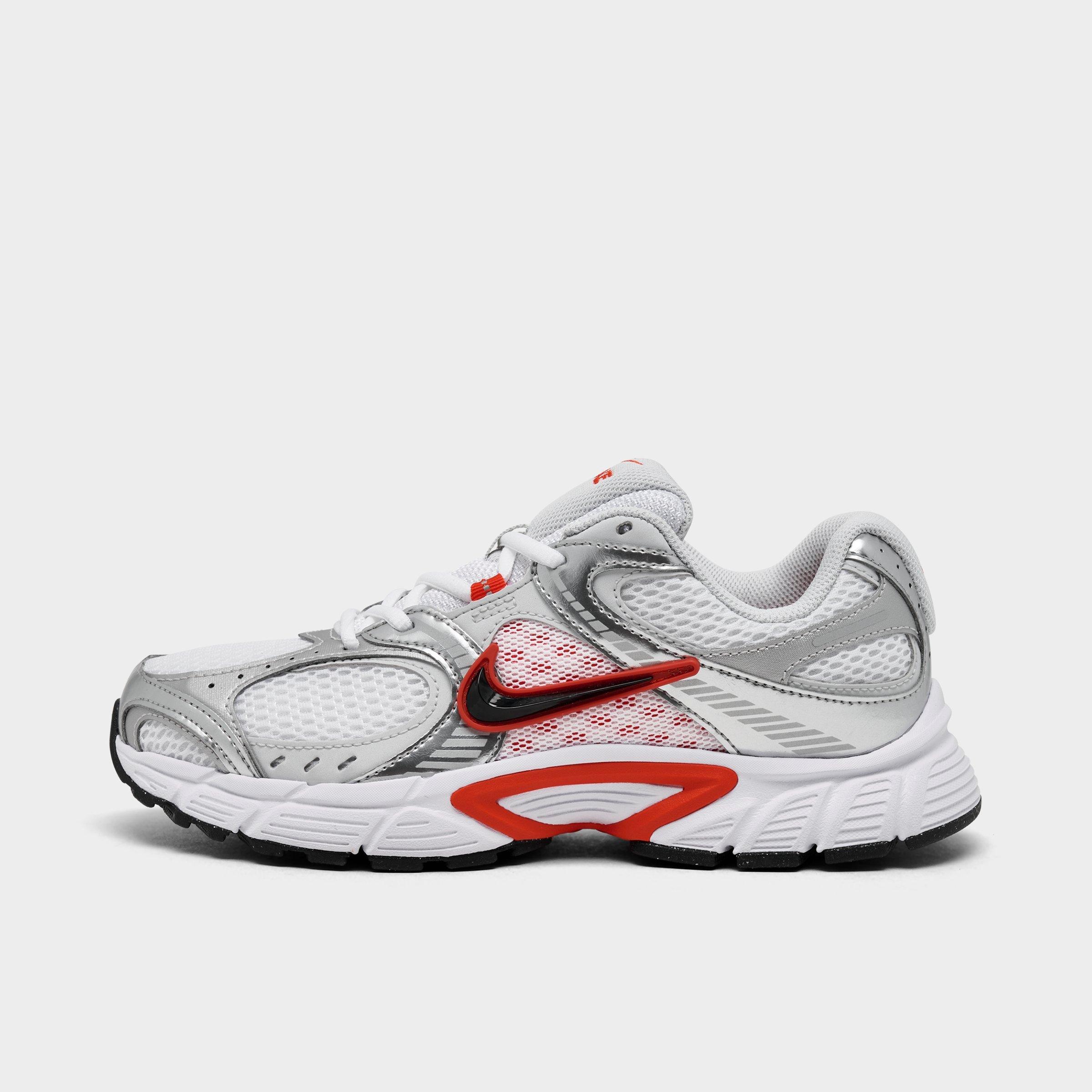 Nike Women's V5 RNR Casual Shoes in White/Black/Picante Red Size: 11.5