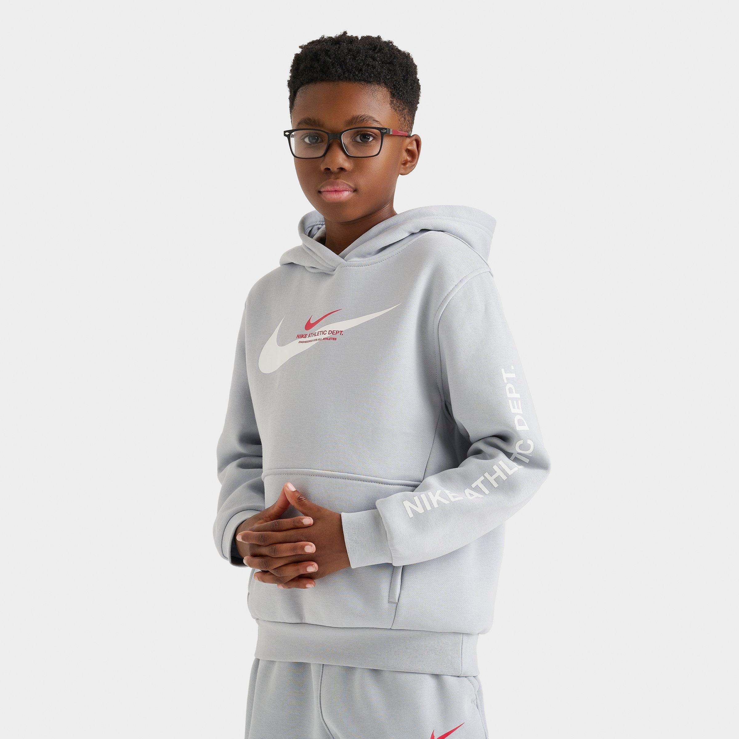 Nike Kids Sportswear Fleece Pullover Hoodie in Wolf Grey Size: Small