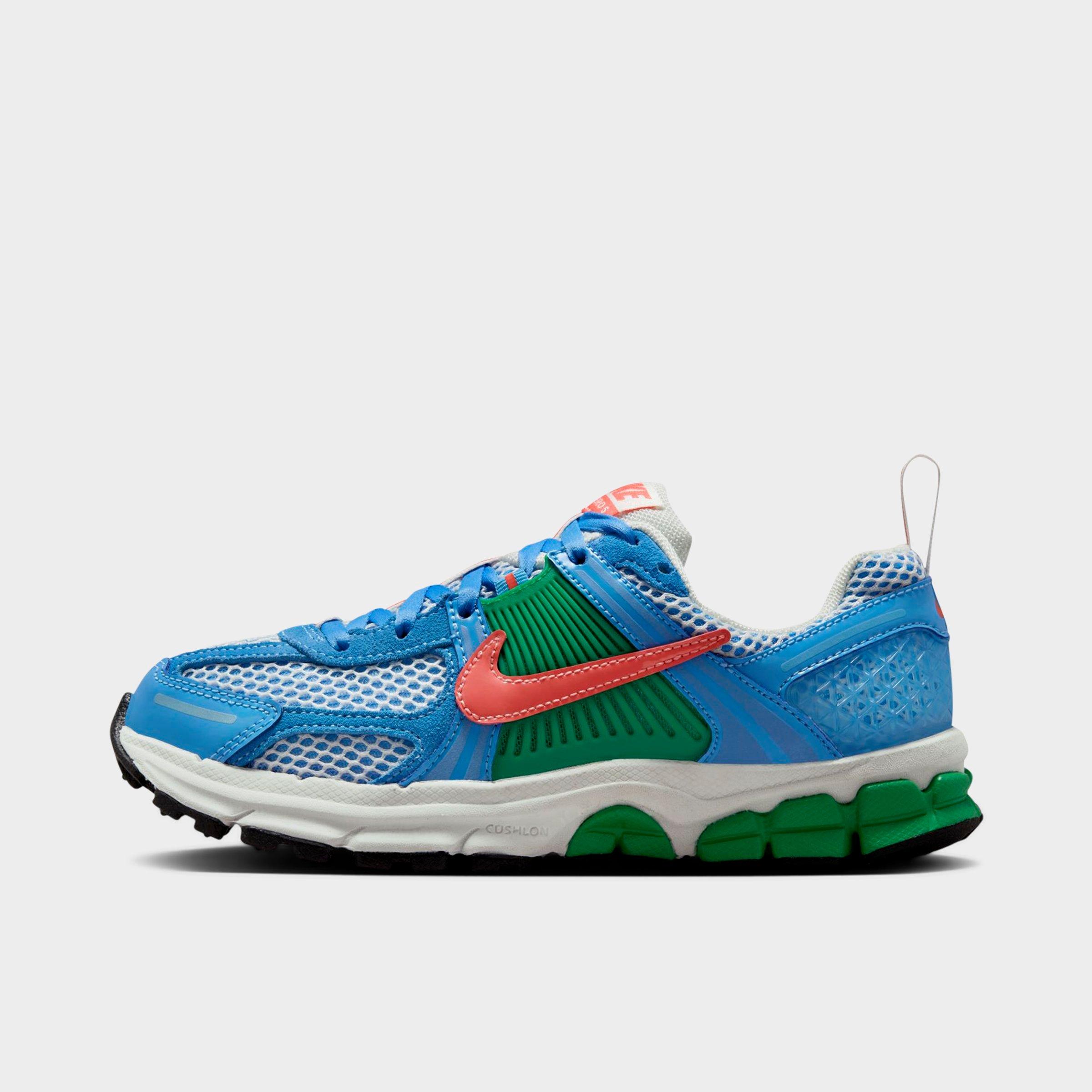 Nike Big Kids Vomero 5 Casual Shoes in UNV BL/MGC EMBR-STDM Size: 3.5