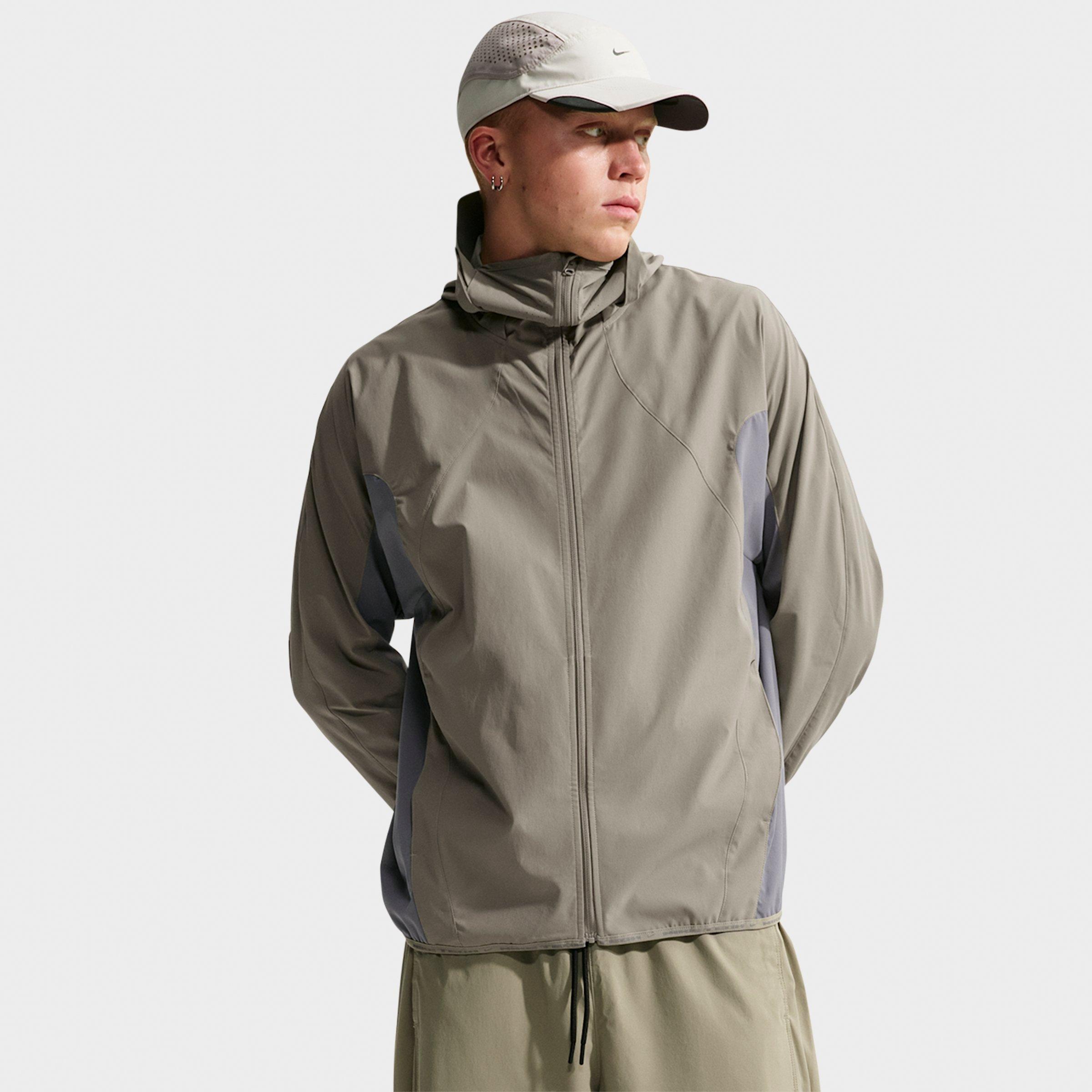 Nike Men's Tech Helios Dri-FIT Long-Sleeve Full-Zip Shell