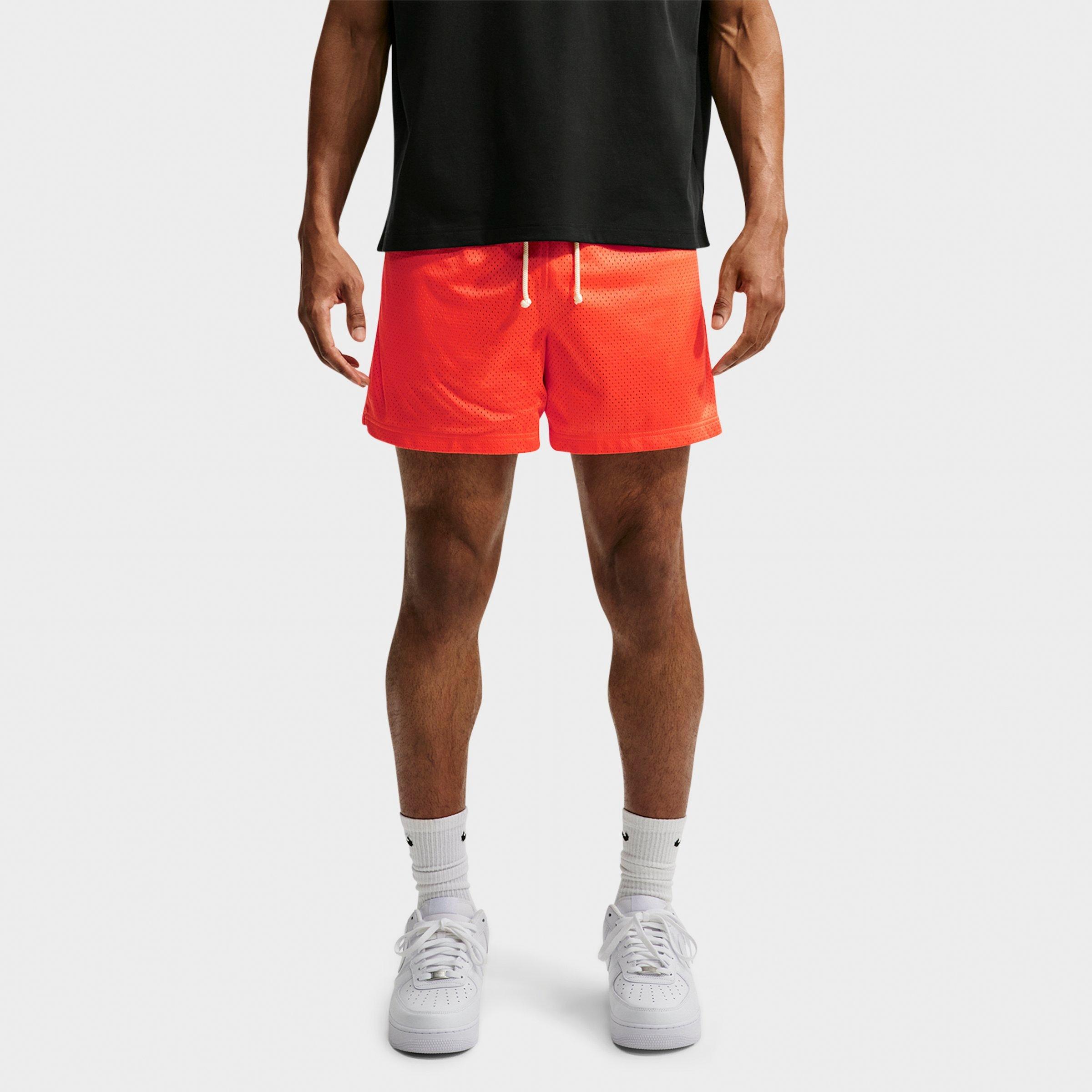 Nike Men's Standard Issue 5" Practice Mesh Basketball Shorts in Turf Orange/Pale Ivory Size: Small