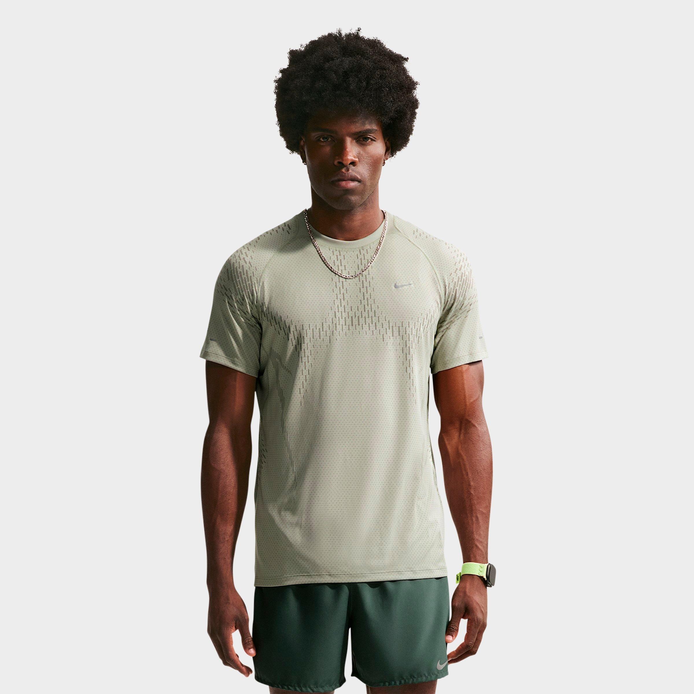 Nike Men's Stride Plus Dri-FIT ADV Running Top in Spruce Fog/Light Army Size: Medium