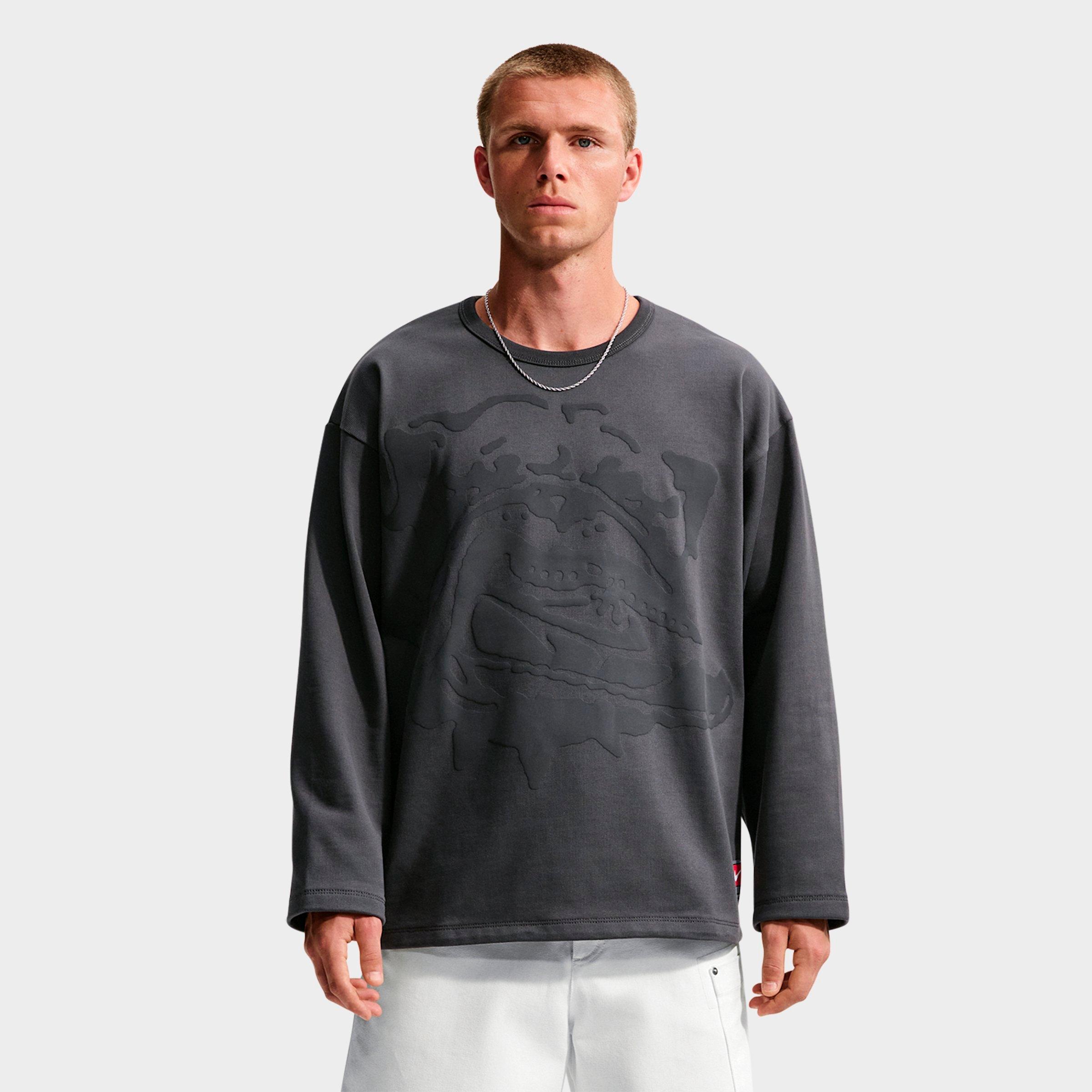 Nike Men's Life Shoe Dog Graphic Midweight Crewneck Sweatshirt in Anthracite/Black Size: Large
