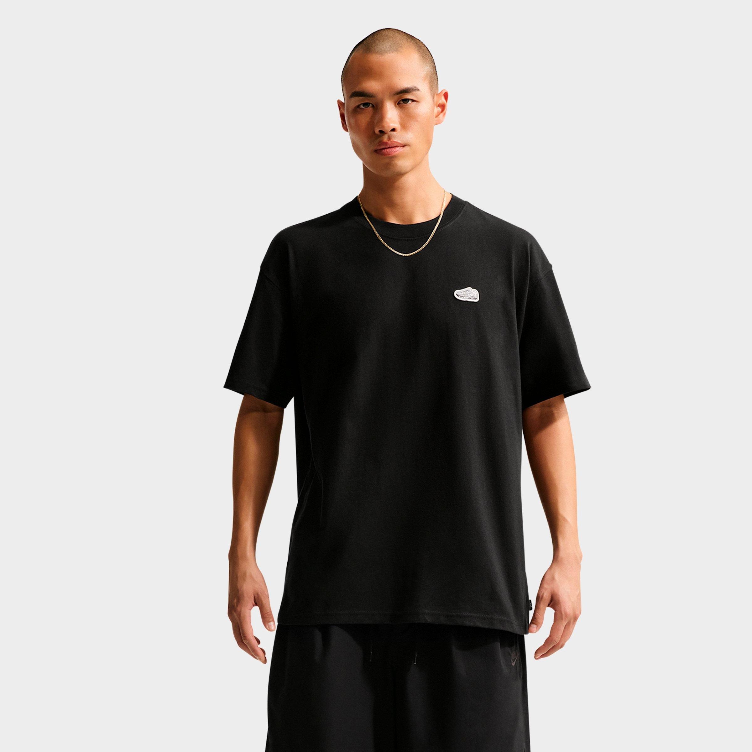 Nike Men's Sportswear Vomero Patch T-Shirt in Black Size: XL
