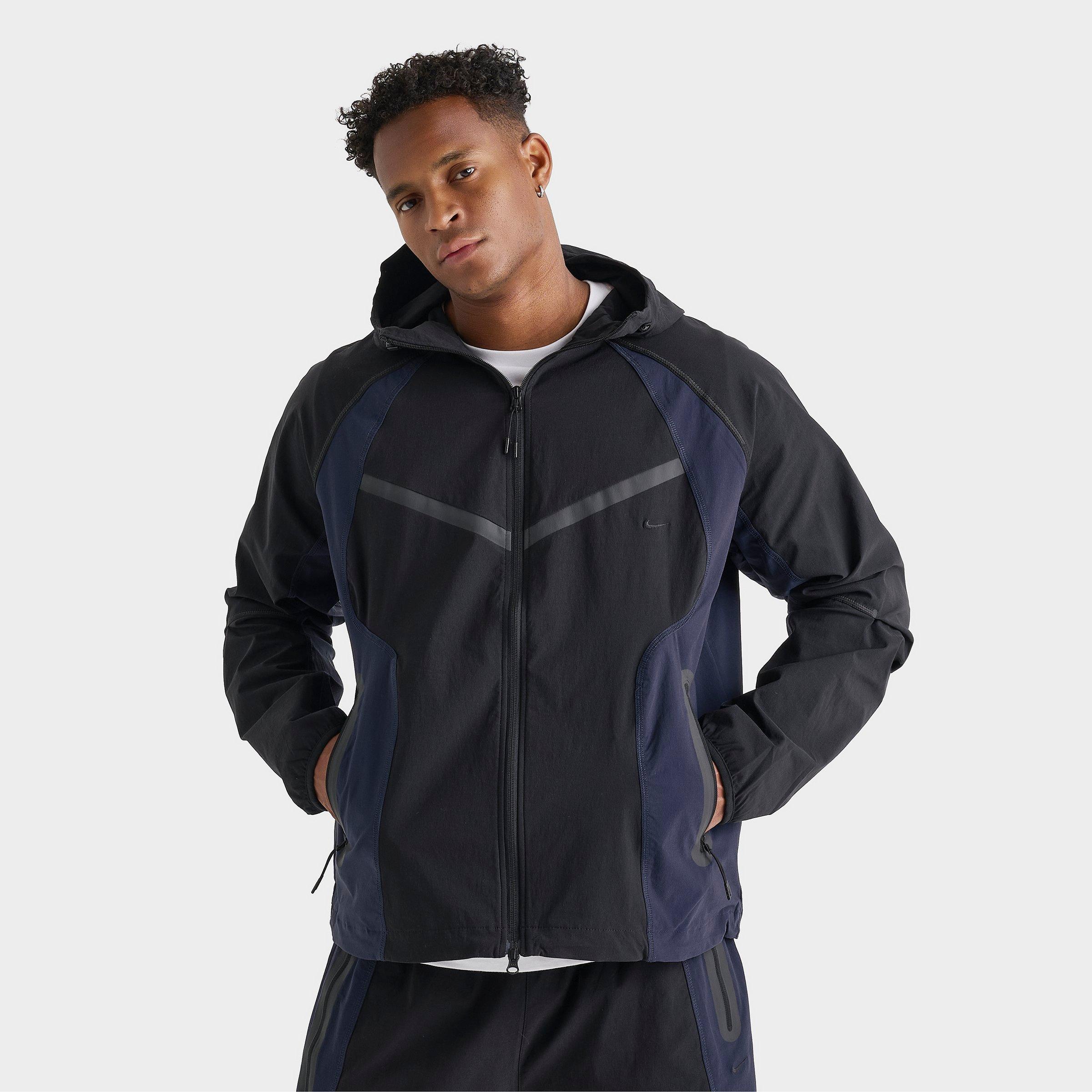 Nike Men's Tech Dri-FIT Woven Windrunner Loose Jacket in Black/Obsidian/Black Size: Small