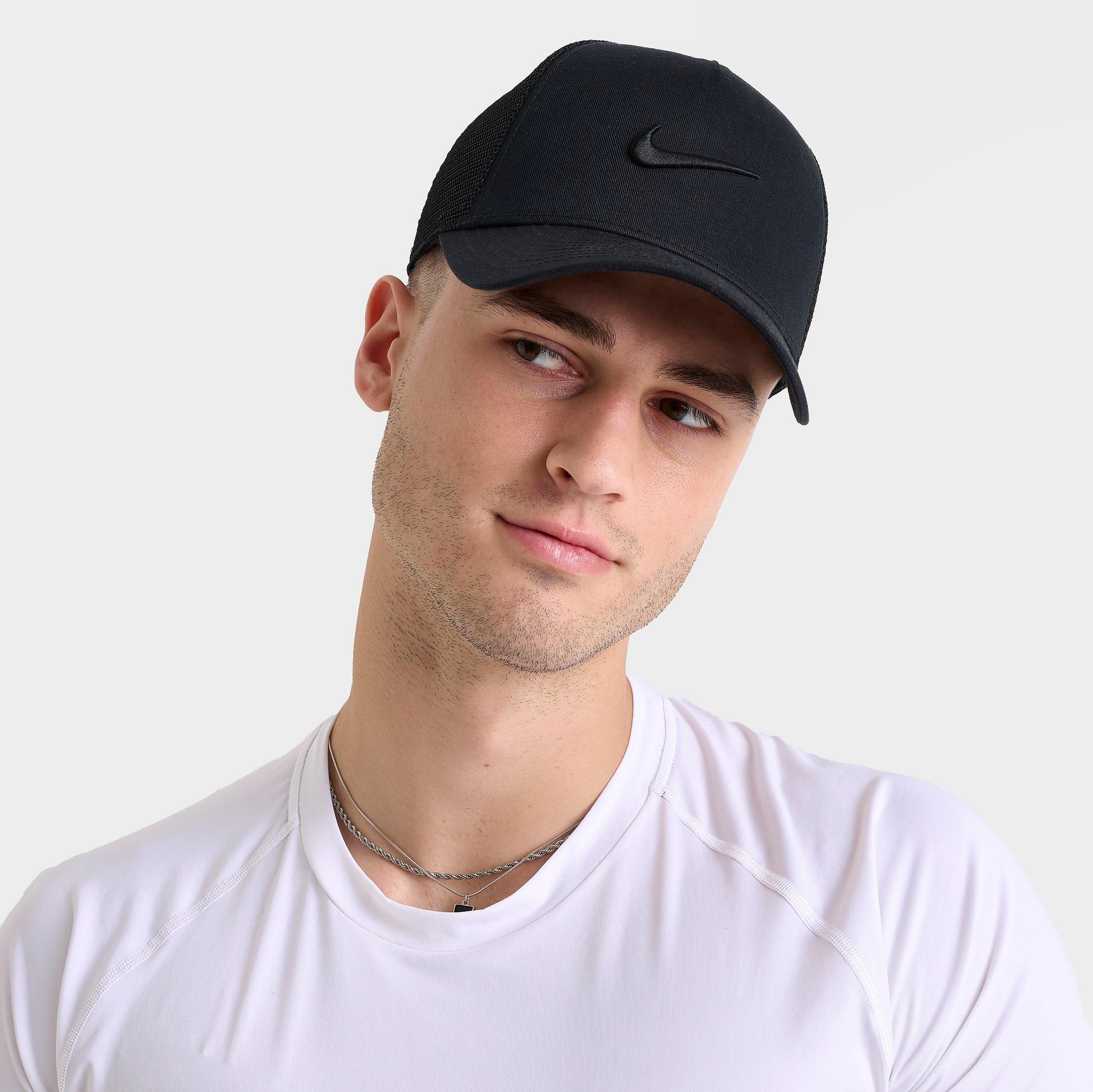 Nike Club Trucker Hat in Black Size: Small/Medium