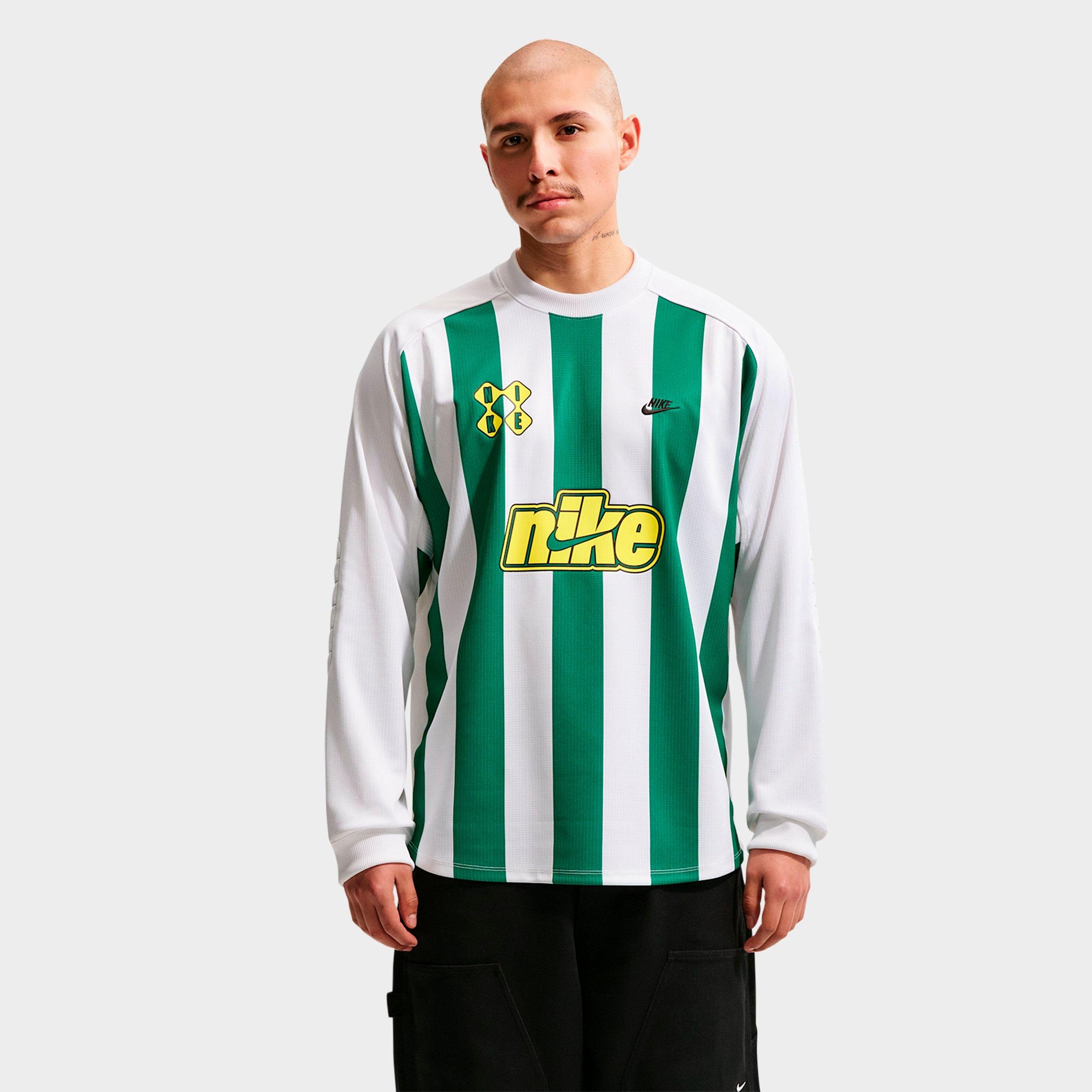 Nike Men's Sportswear Club Goalie Top in Malachite/White/Lightning Size: Medium