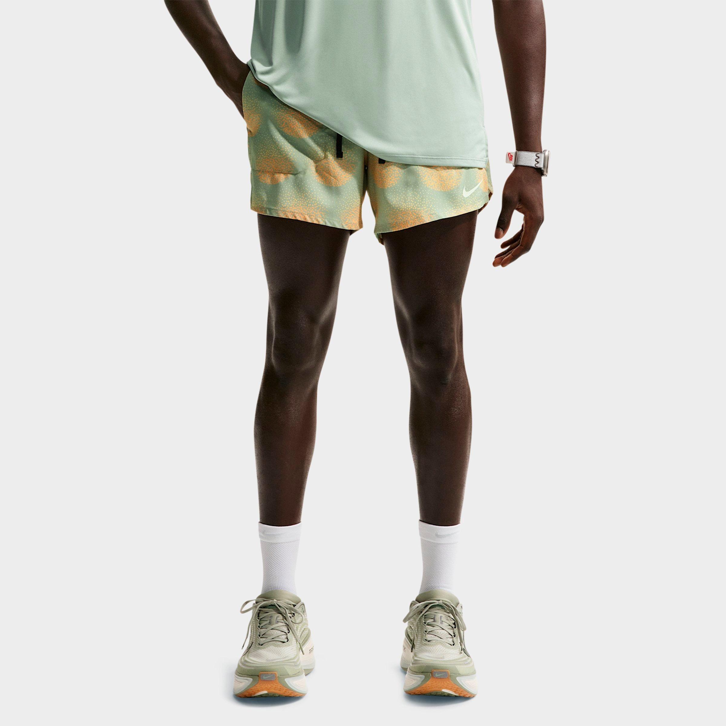 Nike Men's Stride Dri-FIT Distant Dreams 5" Brief-Lined Running Shorts in Jade Horizon Size: Small