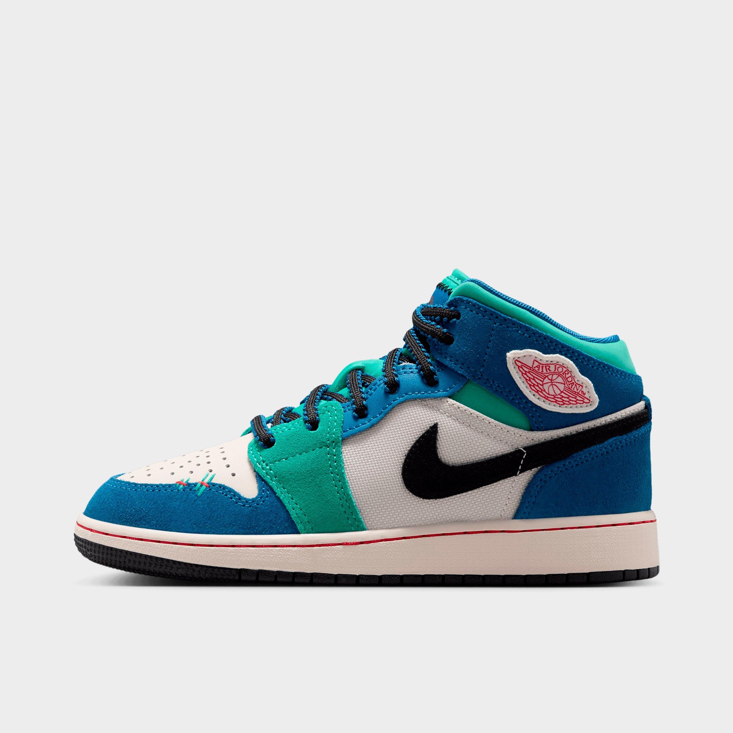 Jordan Big Kids Air Retro 1 Mid SE Casual Shoes in Chalk/True Blue/Kinetic Green Size: 4.0