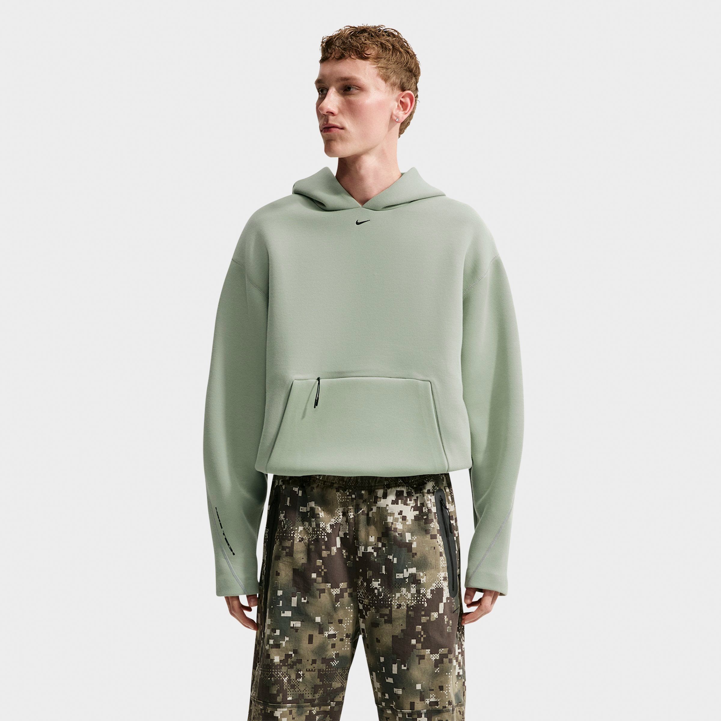 Nike Men's Tech Ergo Fleece Pullover Hoodie