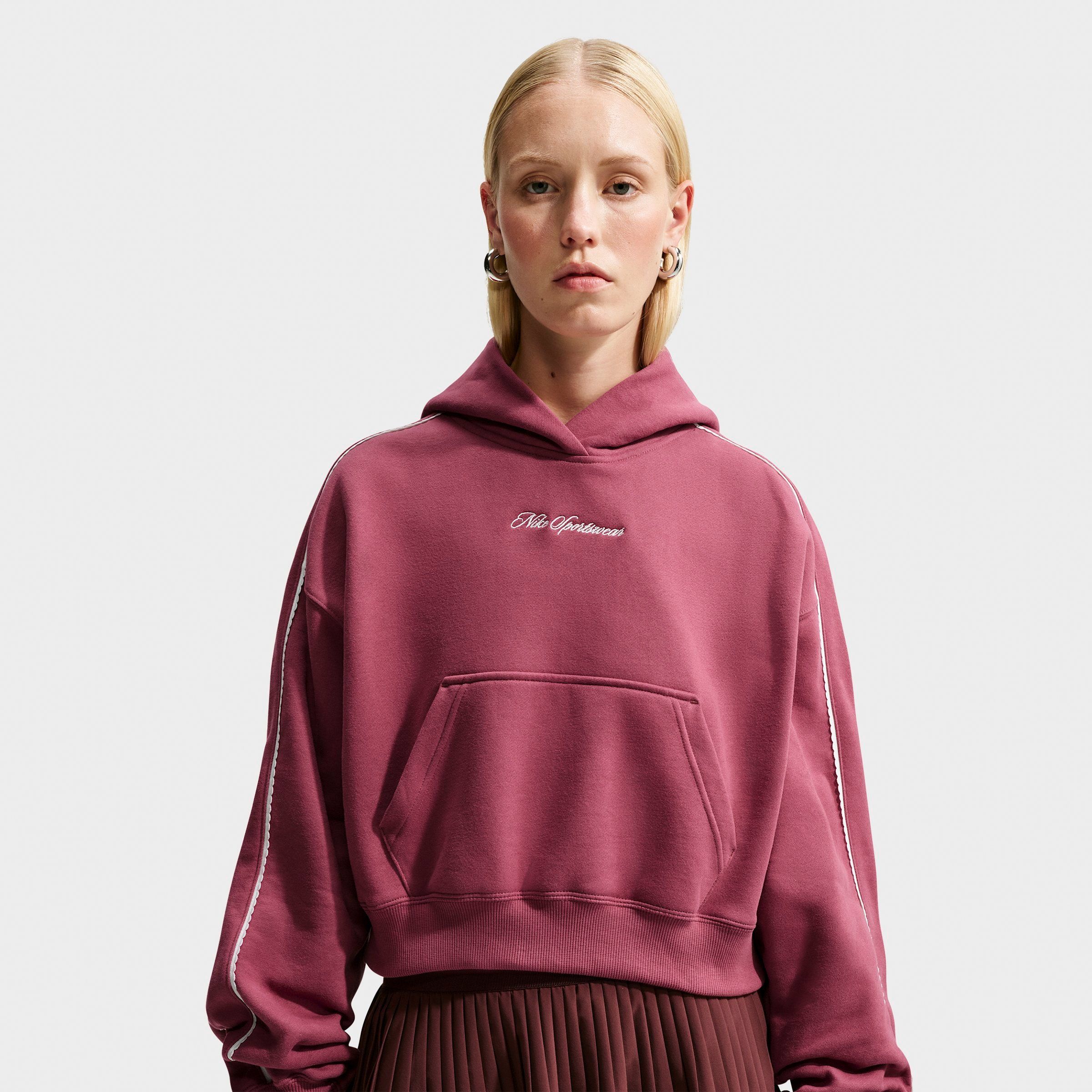 Pink Smoke/Sail/Pink Smoke