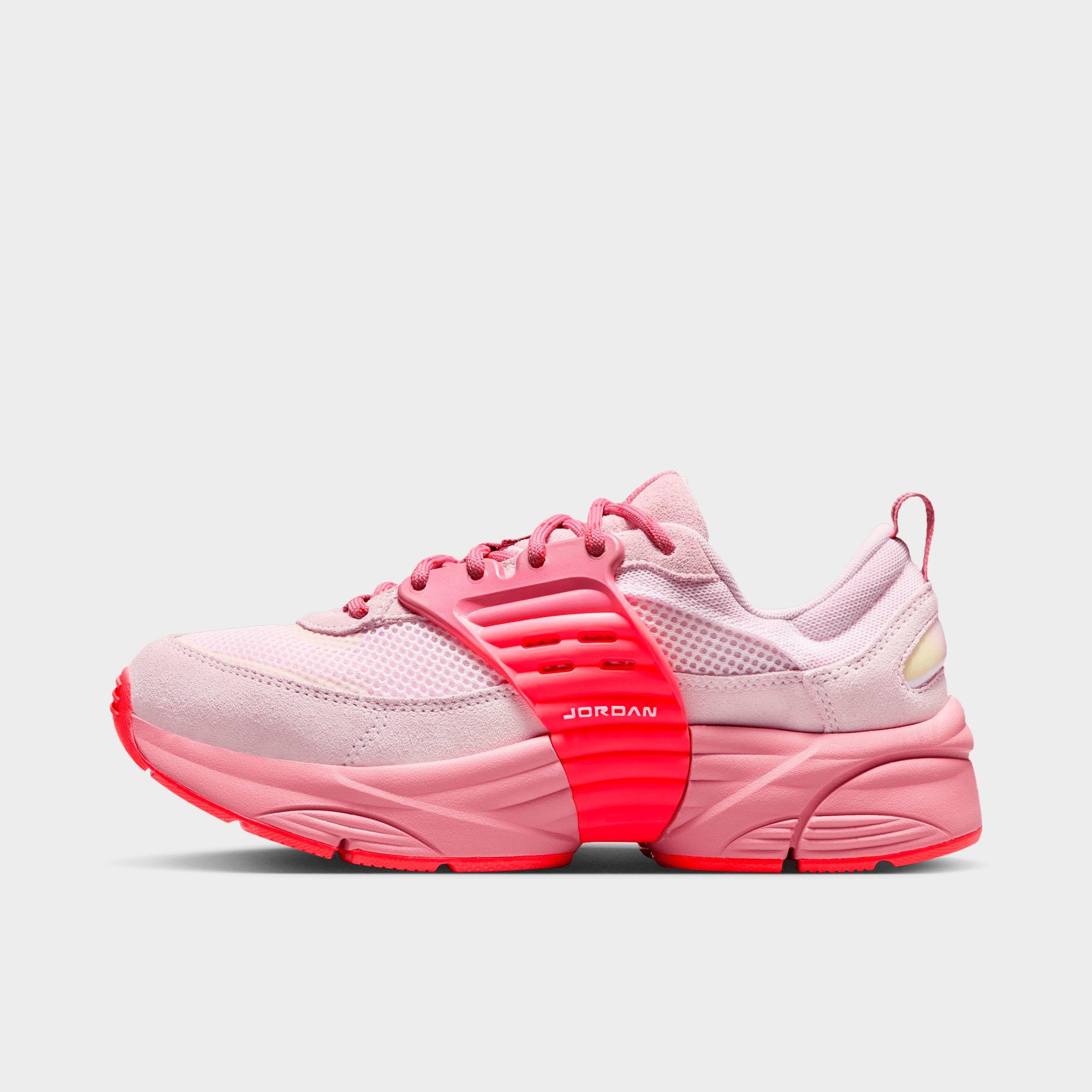 Jordan Women's Trunner O/S Casual Shoes in Regal Pink/Desert Berry/Track Red Size: 8.5