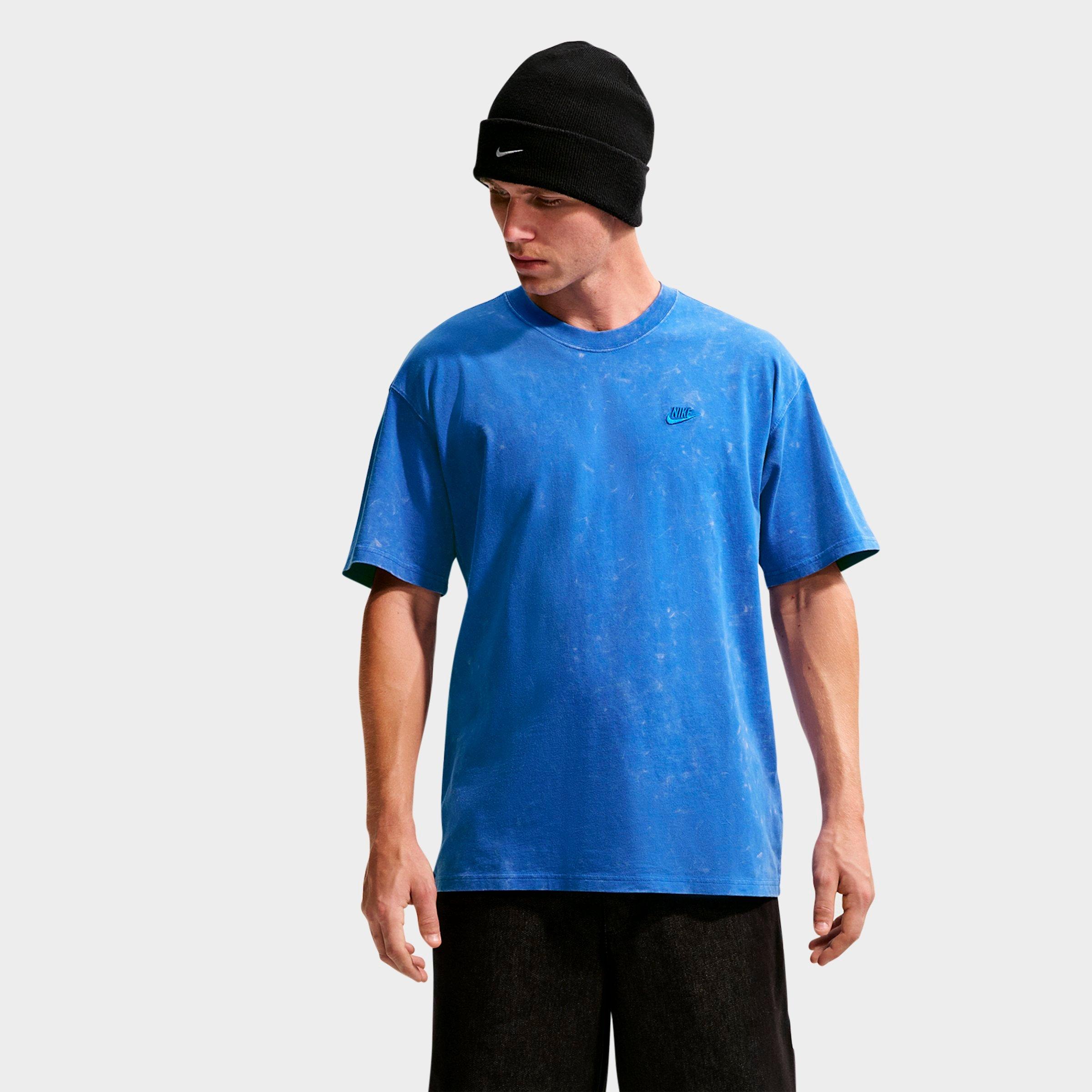 Nike Men's Sportswear Vintage-Washed T-Shirt in Game Royal Size: Large