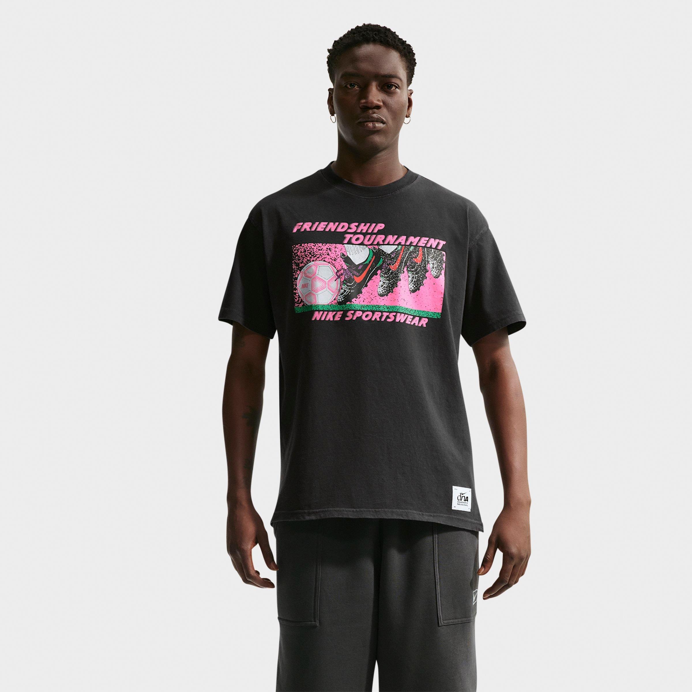 Nike Men's Sportswear DNA Friendship Tournament T-Shirt in Off Noir Size: XL
