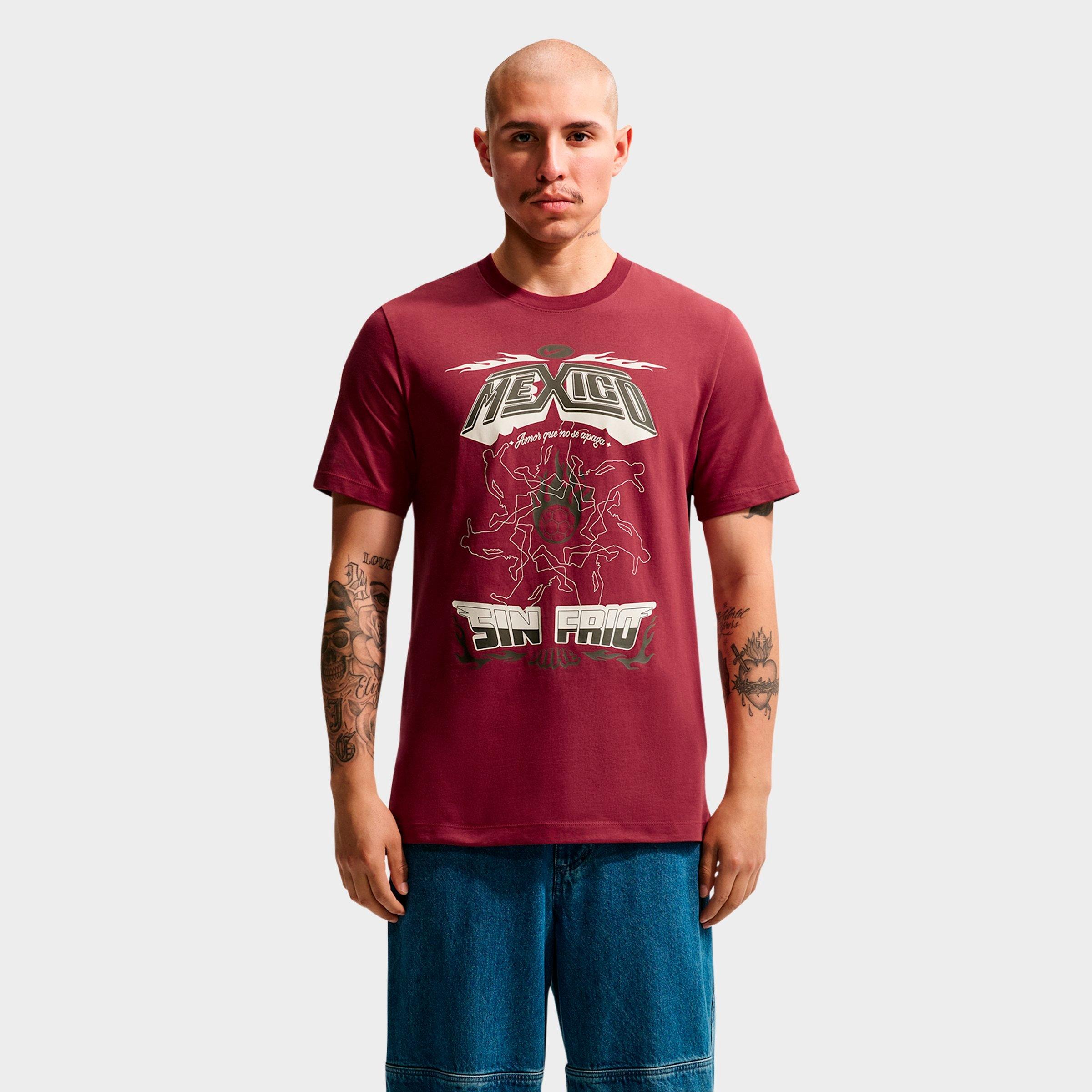 Nike Men's Sportswear Mexico Soccer Graphic T-Shirt in Team Red Size: XS