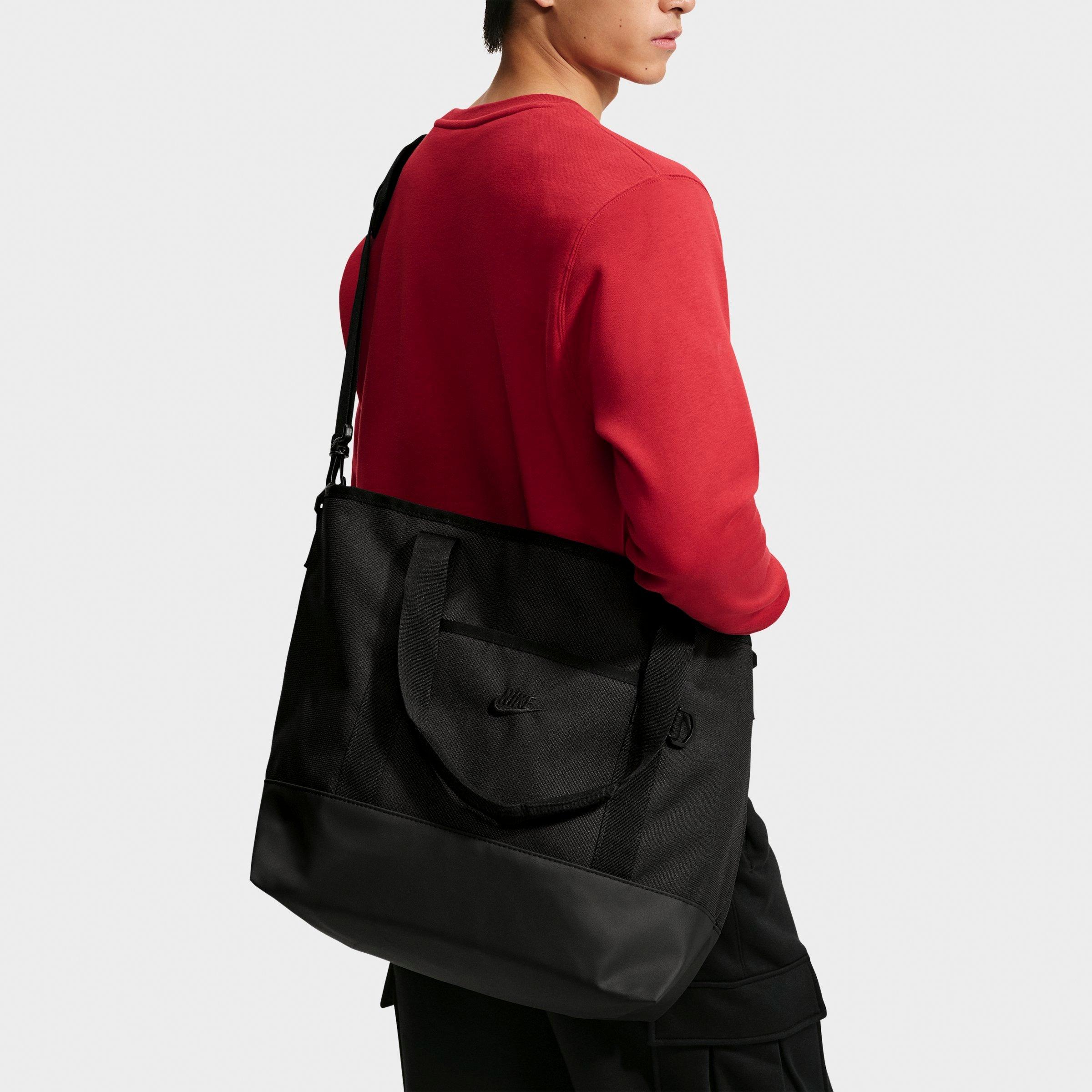 Nike Heritage Tote Bag (36L) in Black