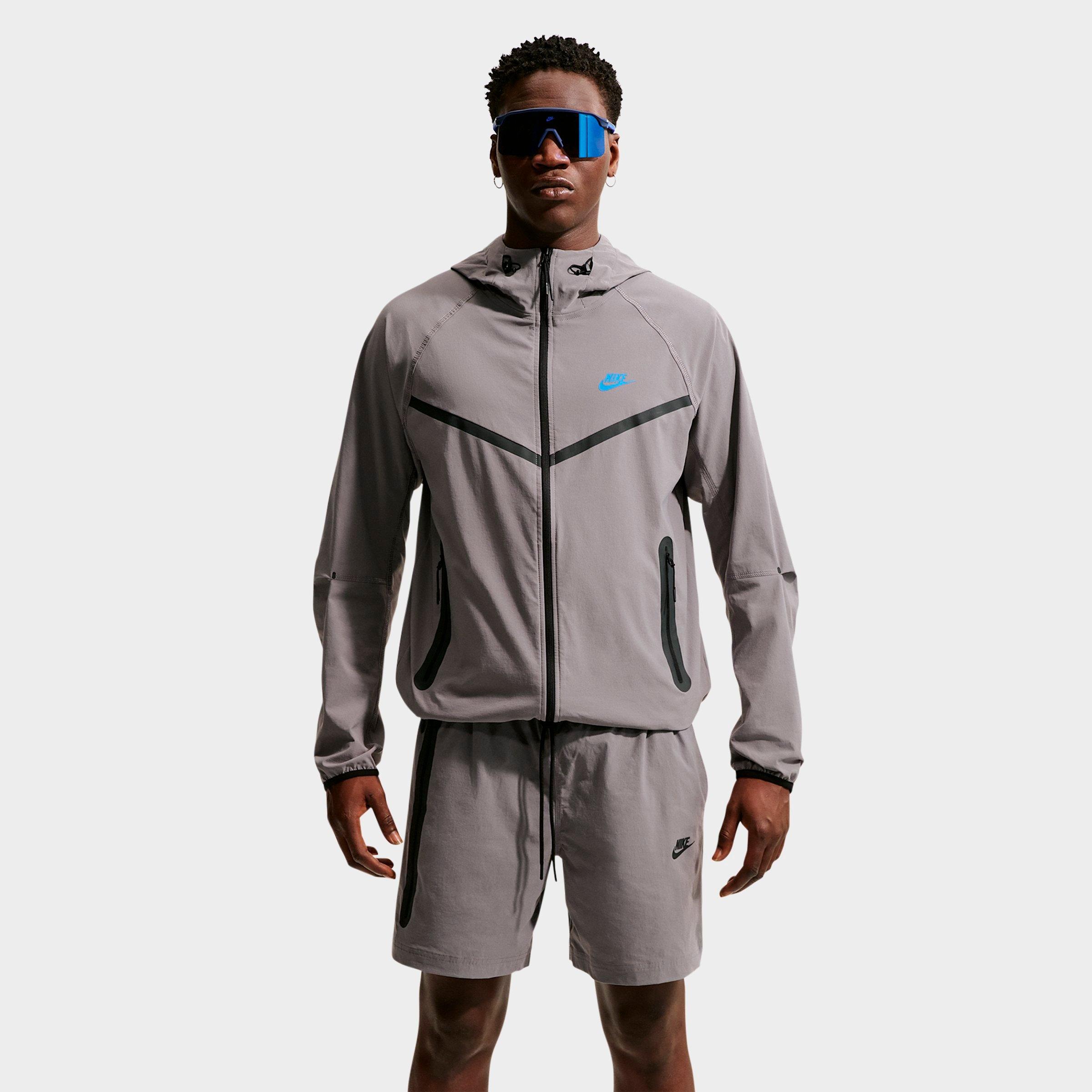 Nike Men's Tech Dri-FIT Woven Full-Zip Windrunner Jacket in Pencil Point/Pencil Point/Blue Crystal Size: Medium