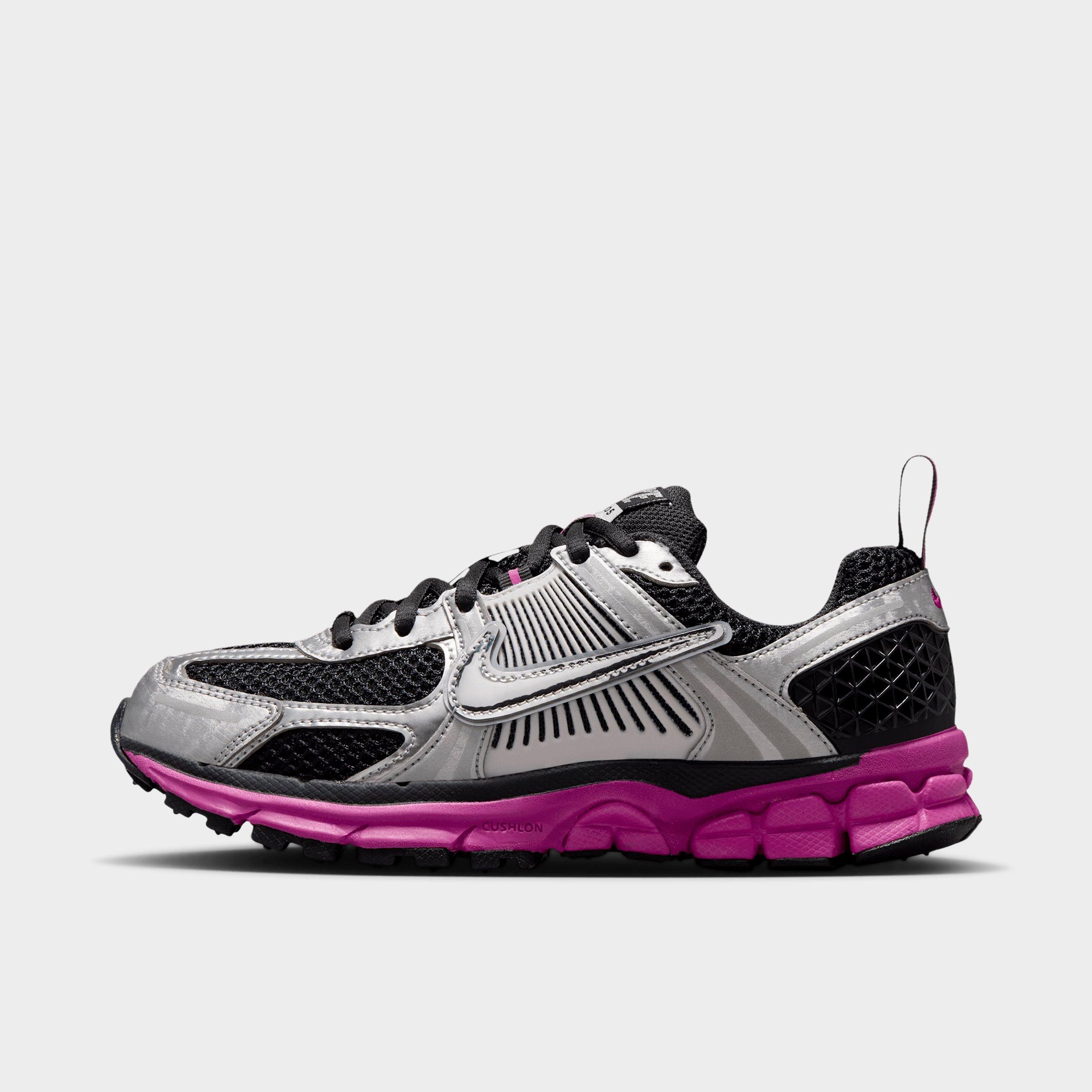 Nike Big Kids Vomero 5 Casual Shoes in Off Noir/Fire Pink/Photon Dust Size: 6.5