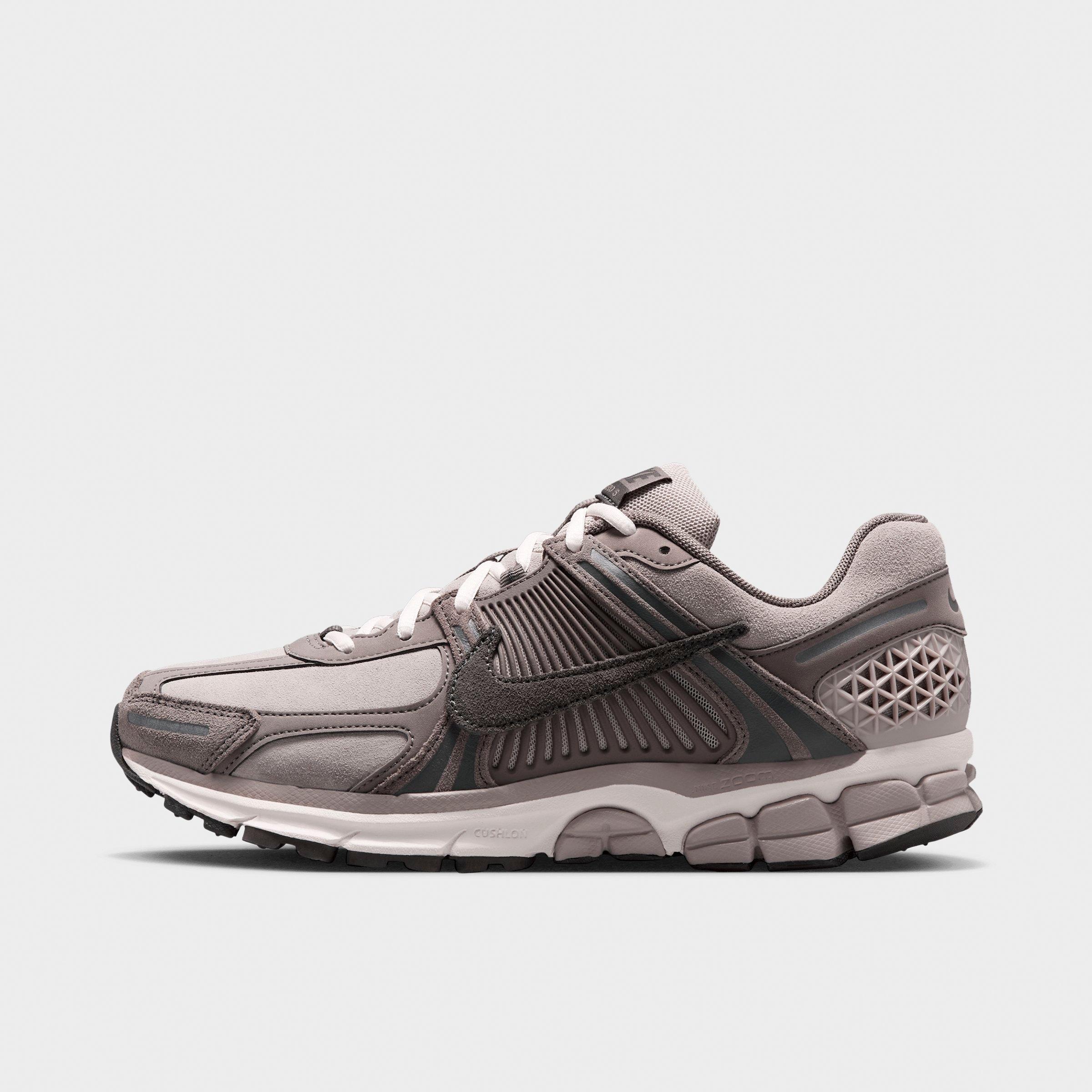 Nike Men's Zoom Vomero 5 Casual Shoes in College Grey/Cave Stone/Sail Size: 7.0