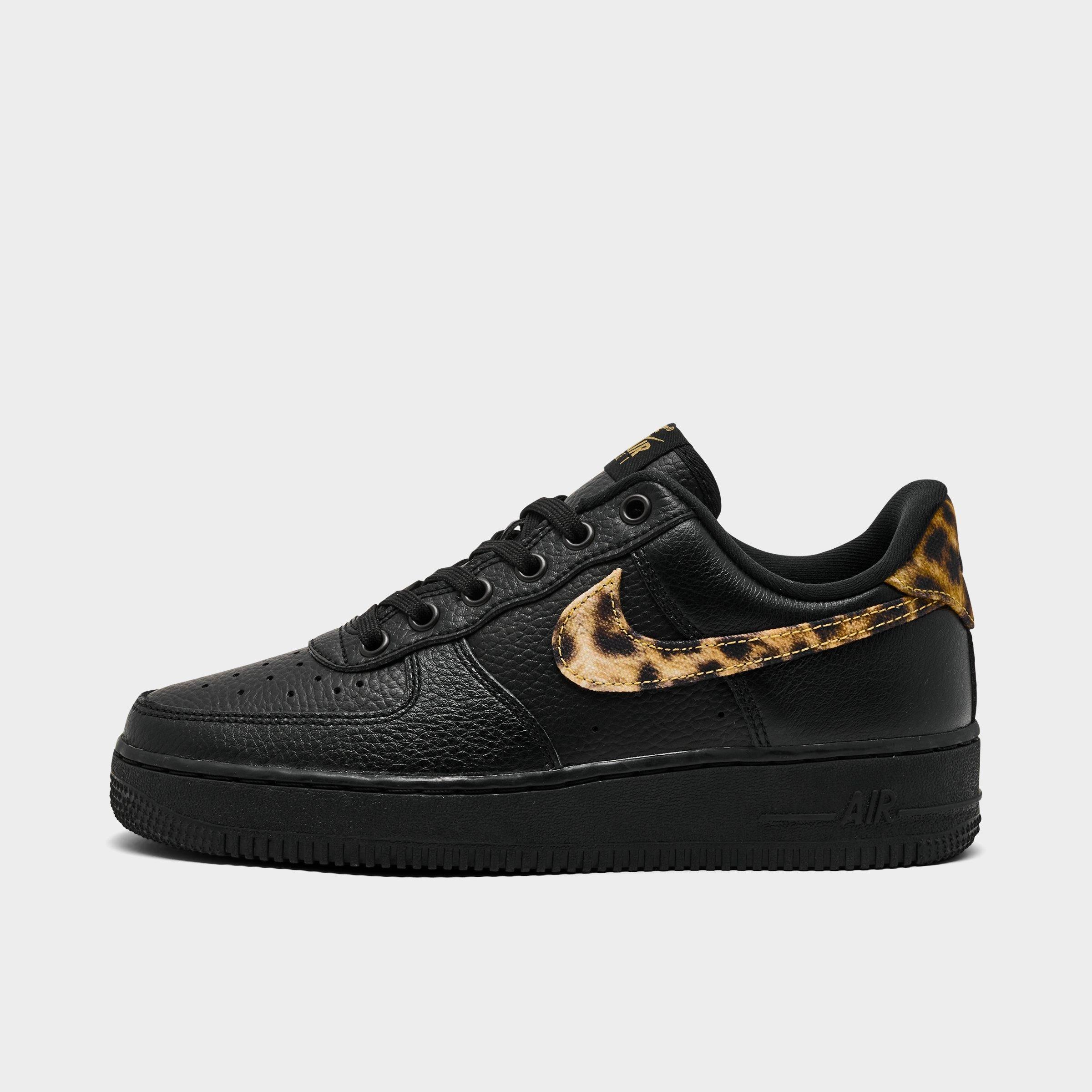 Nike Women's Air Force 1 '07 SE Print Casual Shoes