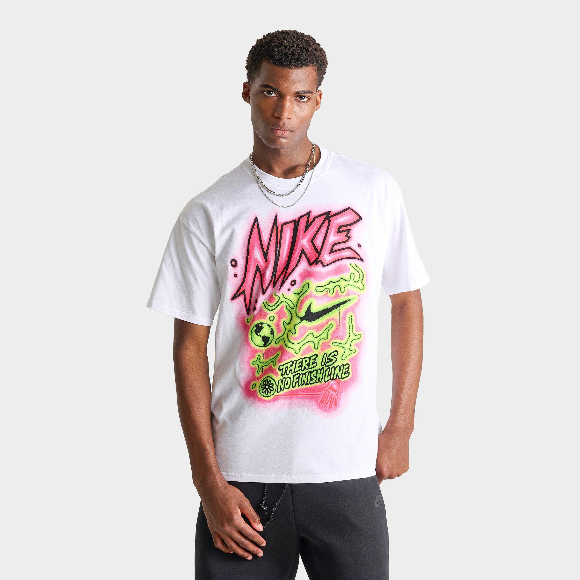 Nike Men's Sportswear No Finish Line Airbrush Graphic T-Shirt in White Size: Small