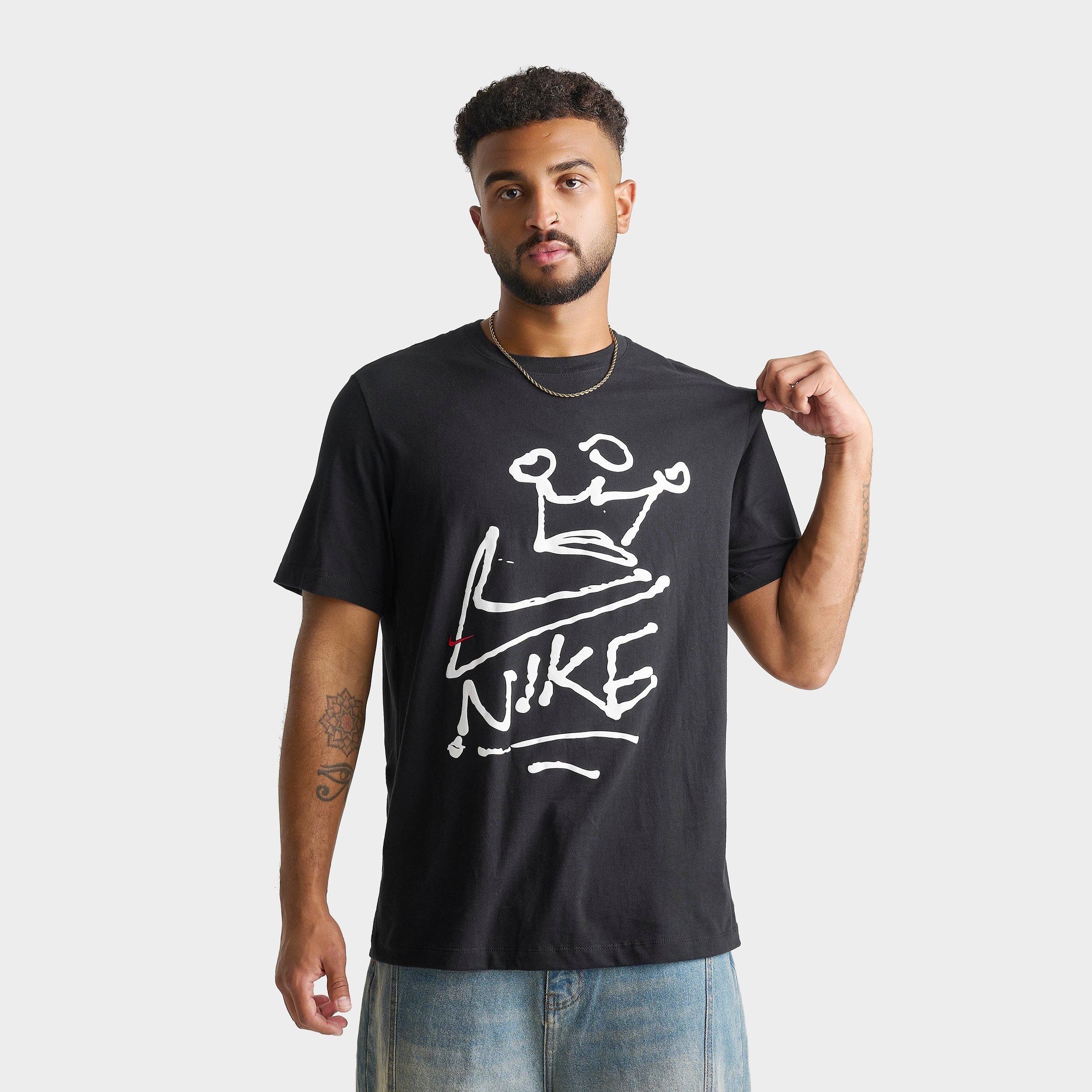 Nike Men's Sportswear Swoosh Crown Graphic T-Shirt in Black Size: Medium