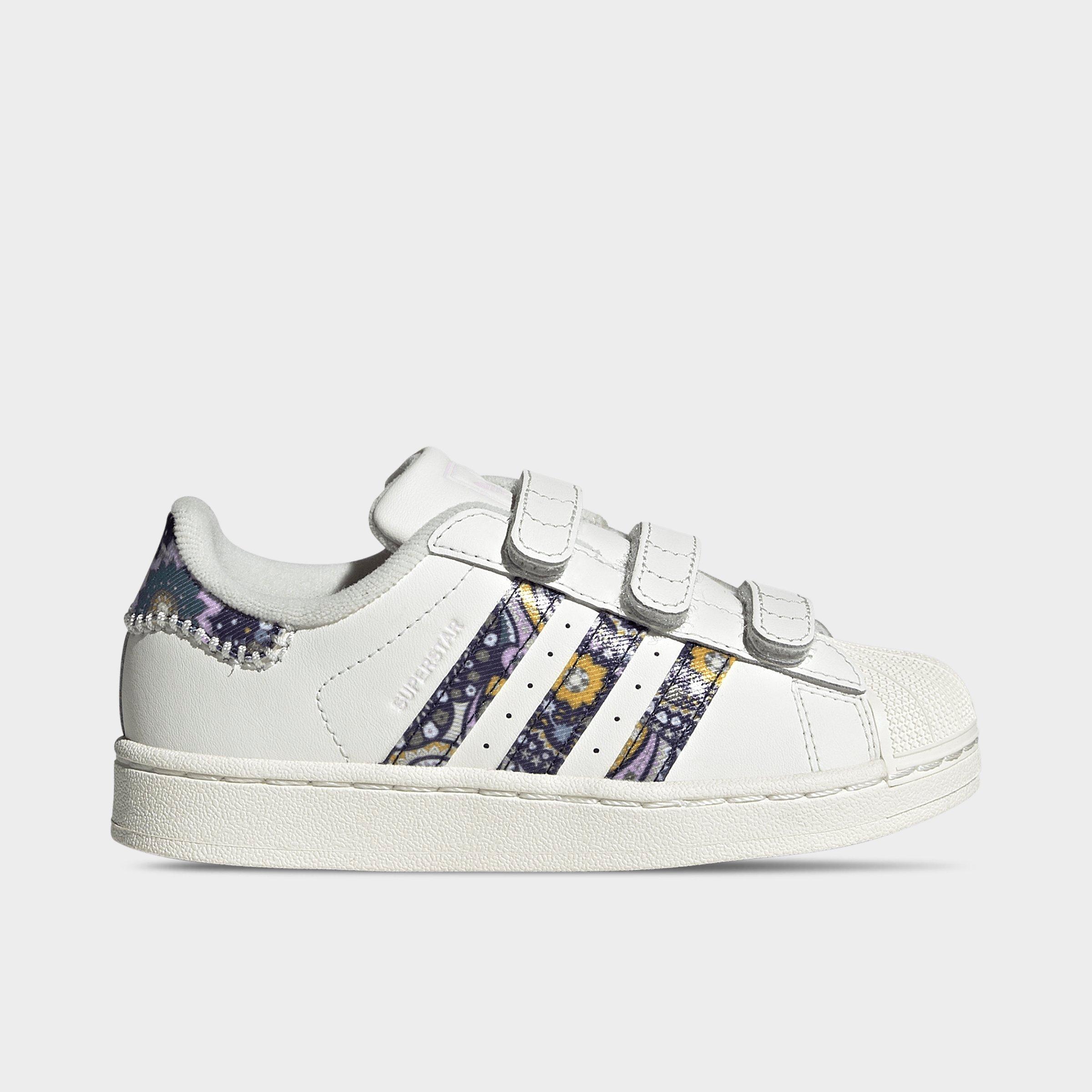 adidas Girls Little Kids Originals x Liberty London Superstar II Casual Shoes in Core White/Orchid Fusion/Gum Size: 10.5