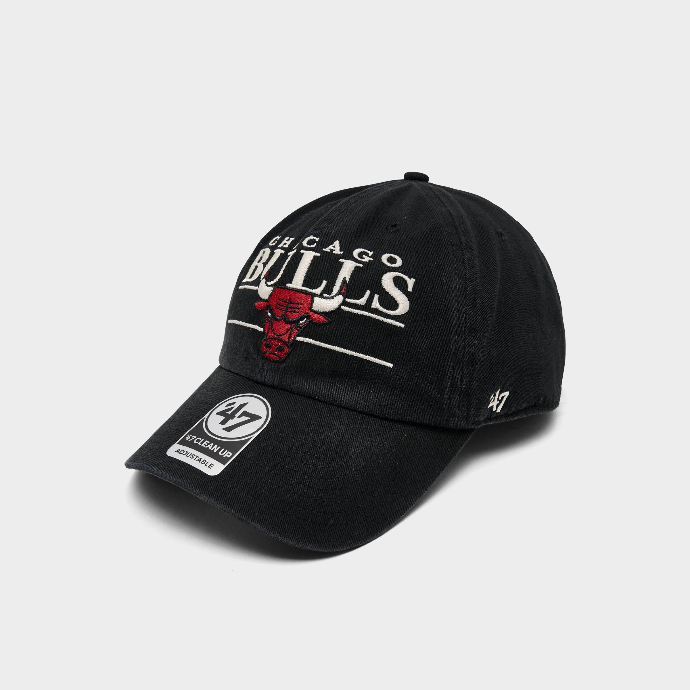 47 Brand '47 Chicago Bulls NBA Team Name & Logo Clean Up Strapback Hat in Black