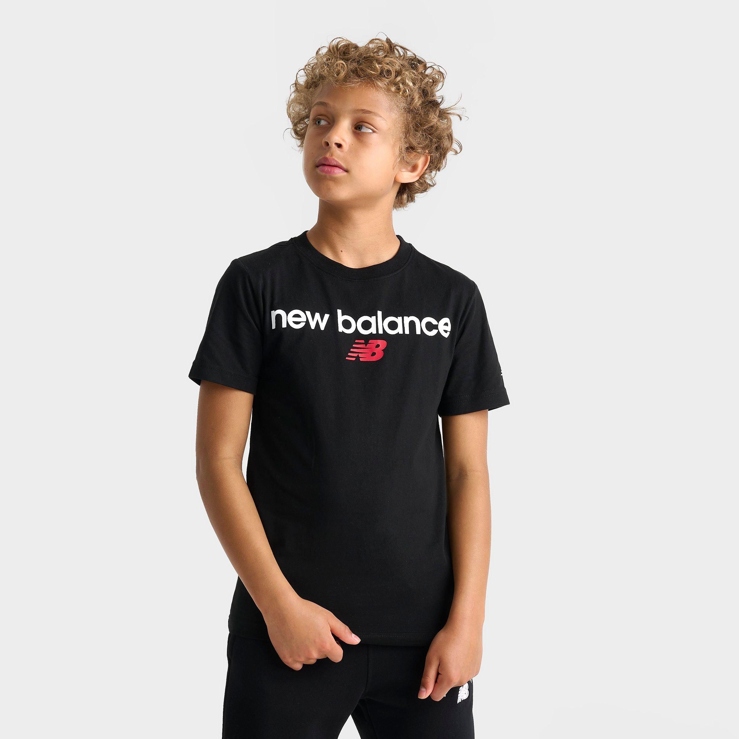 New Balance Kids Linear Back Logo T-Shirt in Black Size: Small