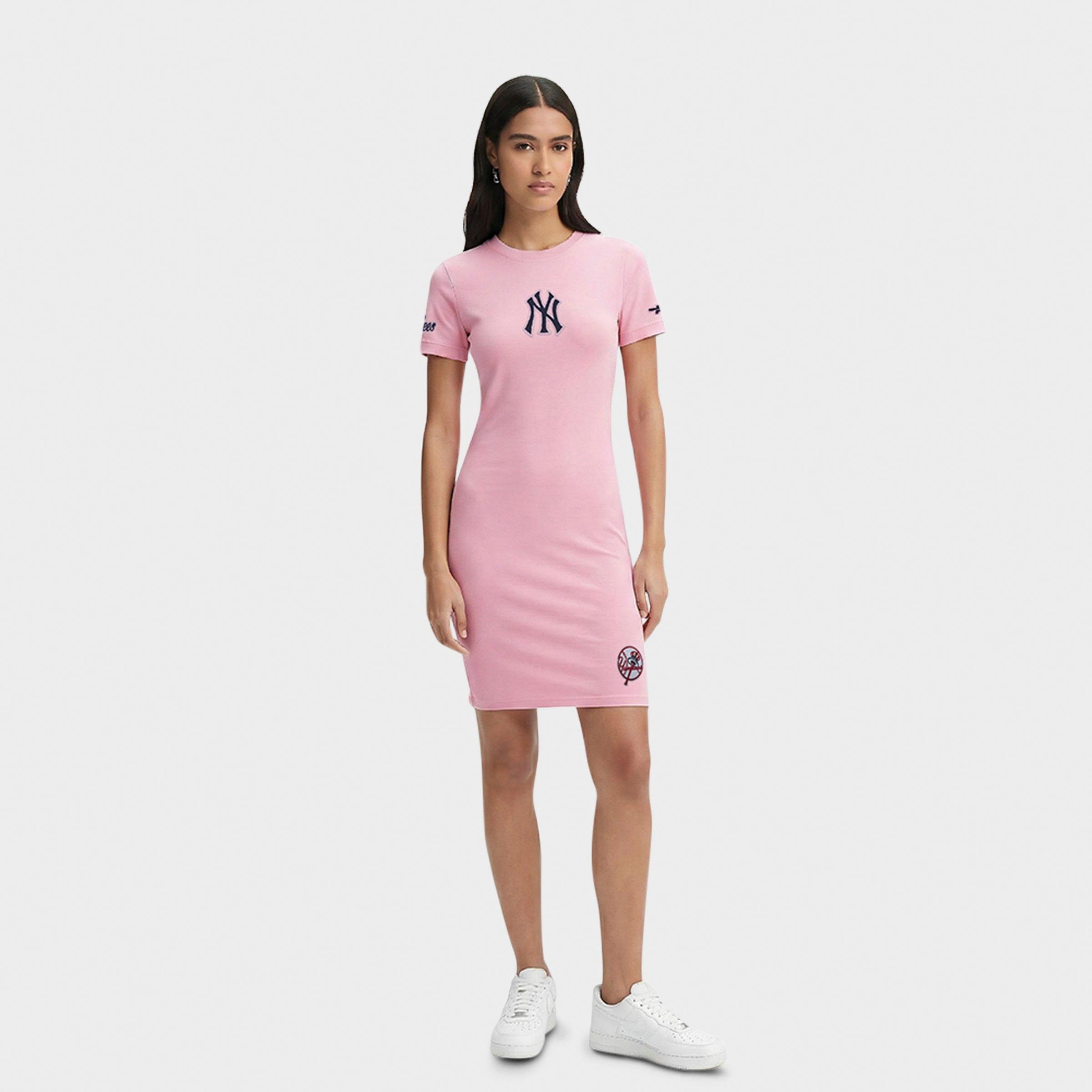 Pro Standard Women's New York Yankees MLB Classic Chenille Bodycon Dress