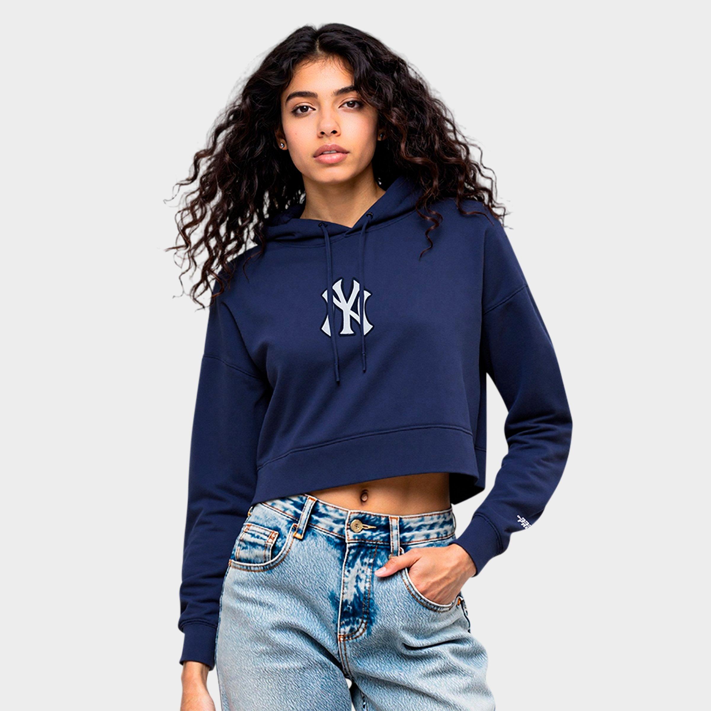 Pro Standard Women's New York Yankees MLB Wingspan Fleece Cropped Pullover Hoodie
