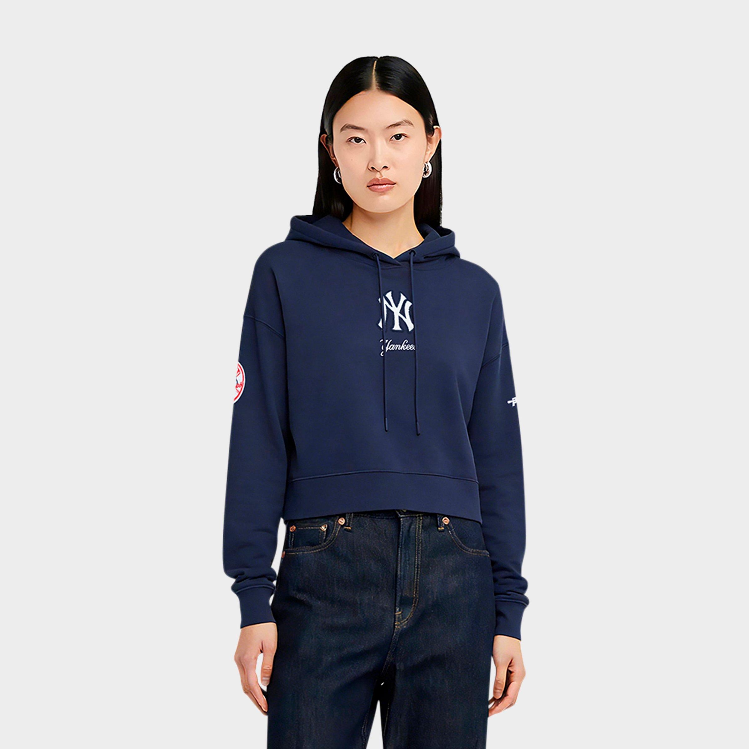 Pro Standard Women's New York Yankees MLB Classic Cropped Pullover Hoodie