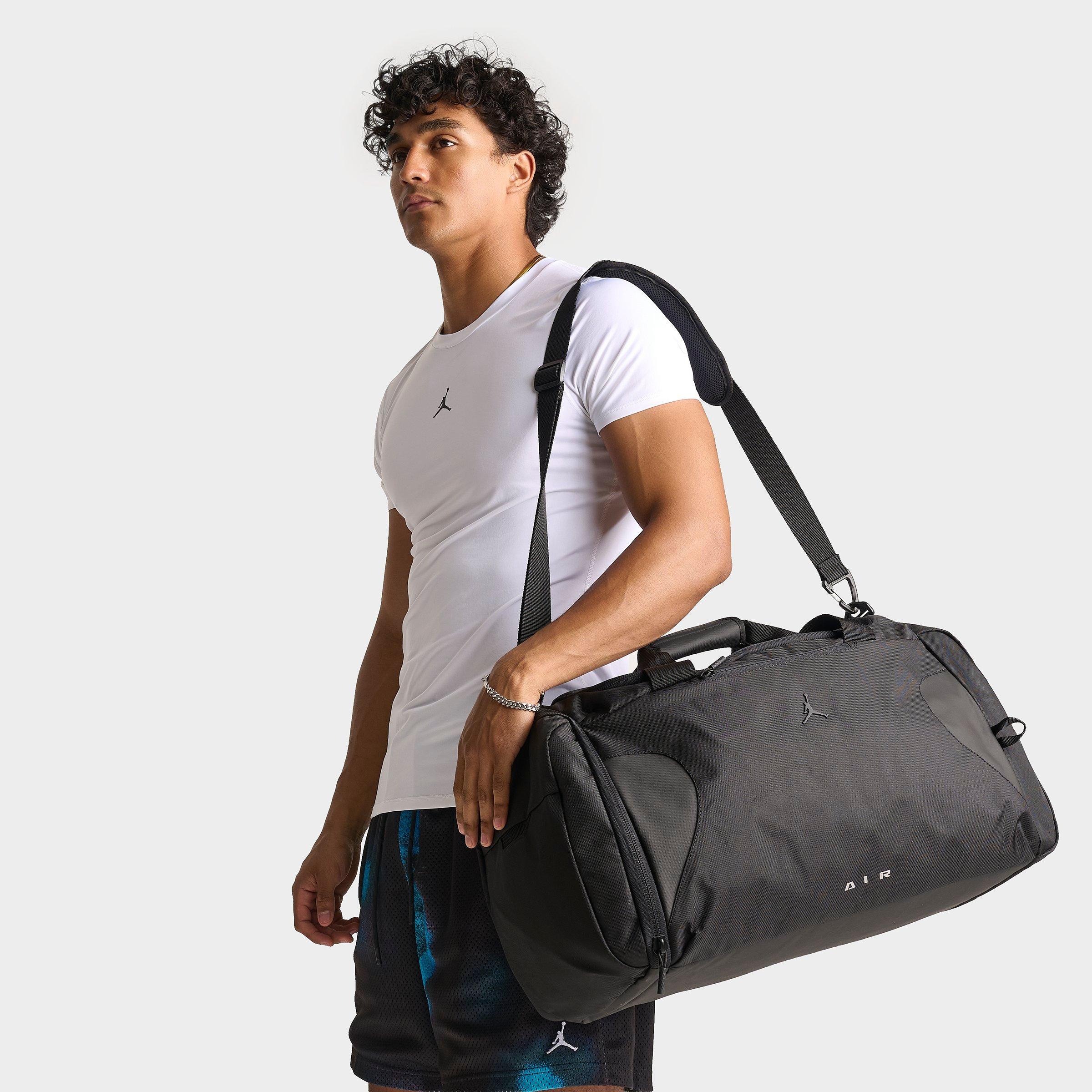 Jordan Element Duffel Bag (68.8L) in Black