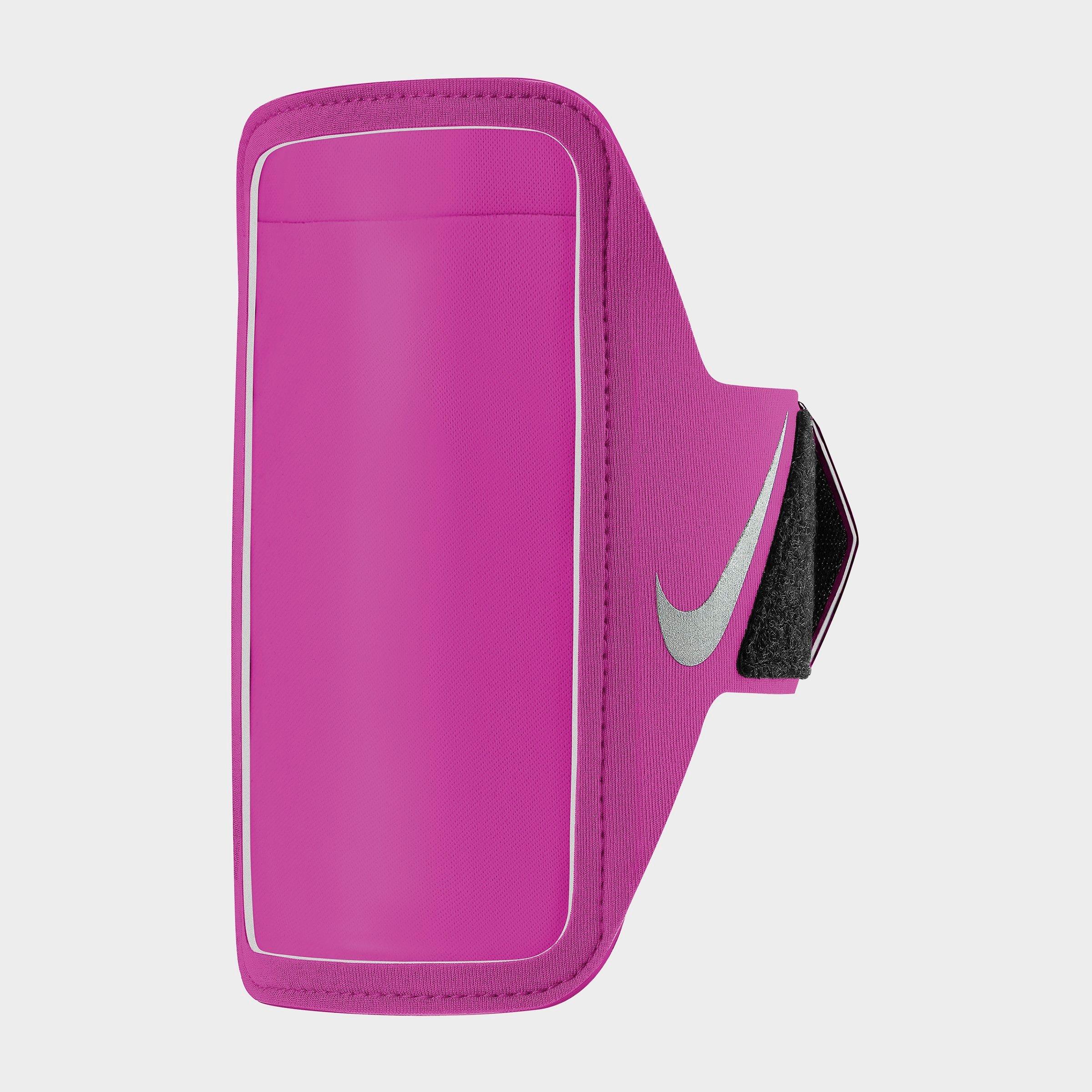 Nike Lean Armband Plus in Active Pink/Black/Silver