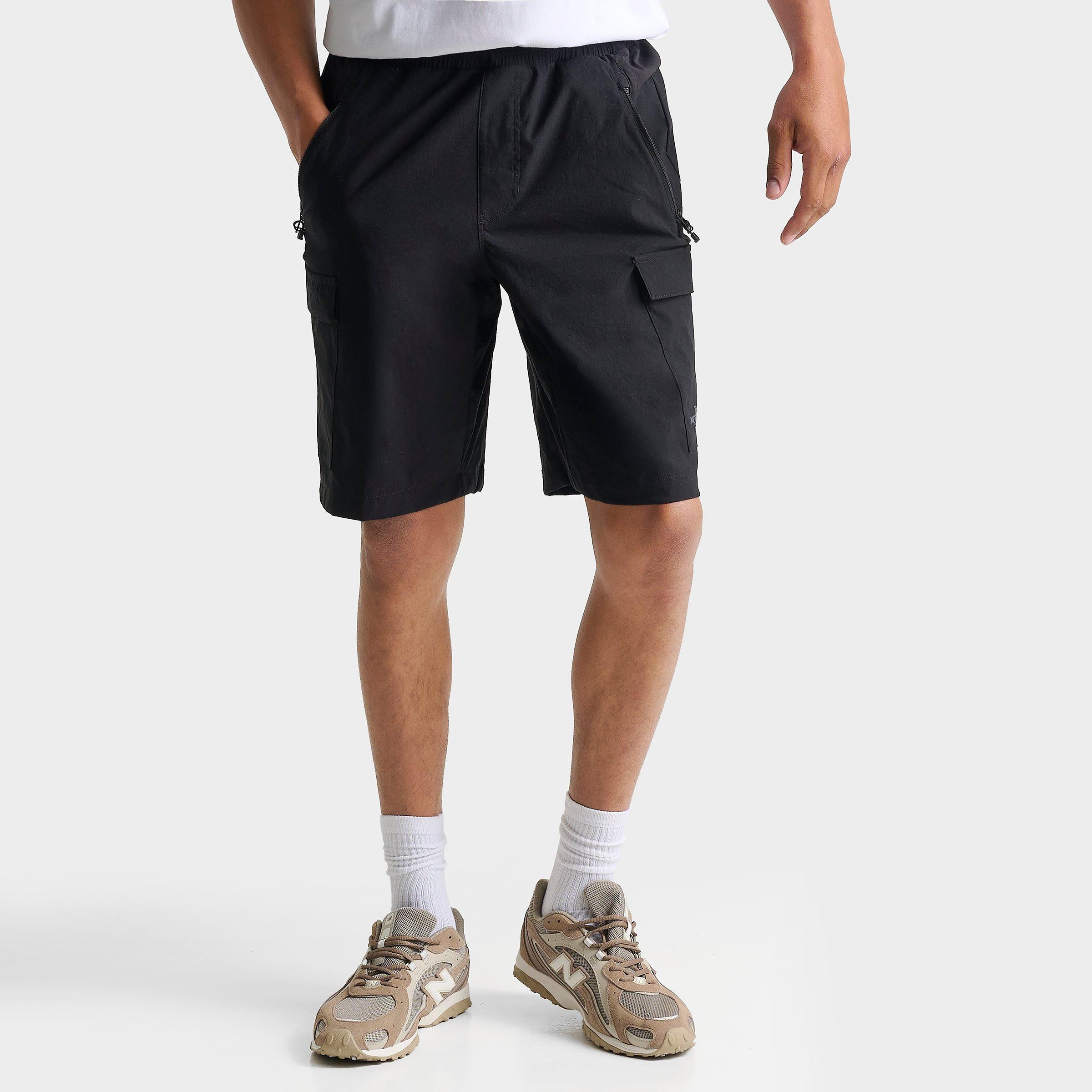 The North Face Men's Trishul Cargo Shorts in TNF Black Size: Small