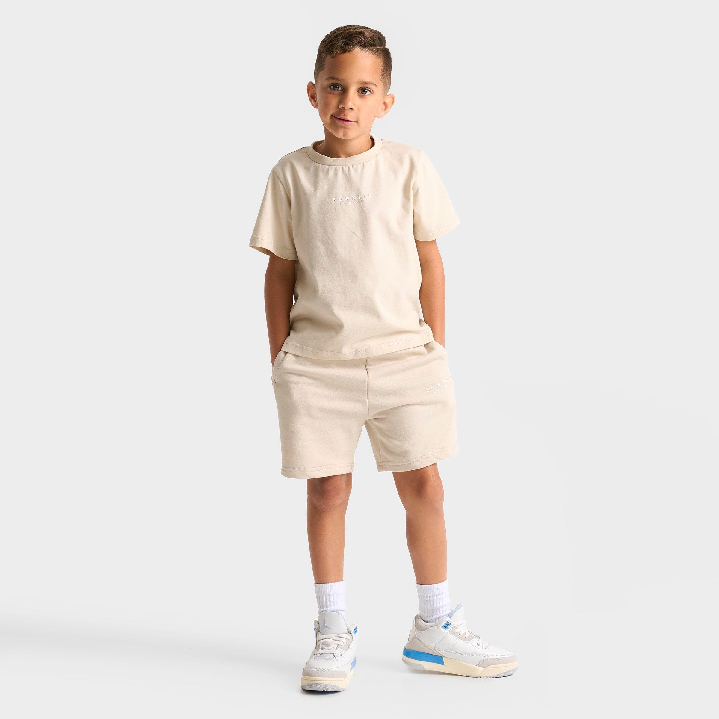 Sonneti Little Kids London T-Shirt and Shorts Set in Ancient Scroll Beige Size: 4.0