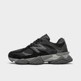 Black/Castlerock